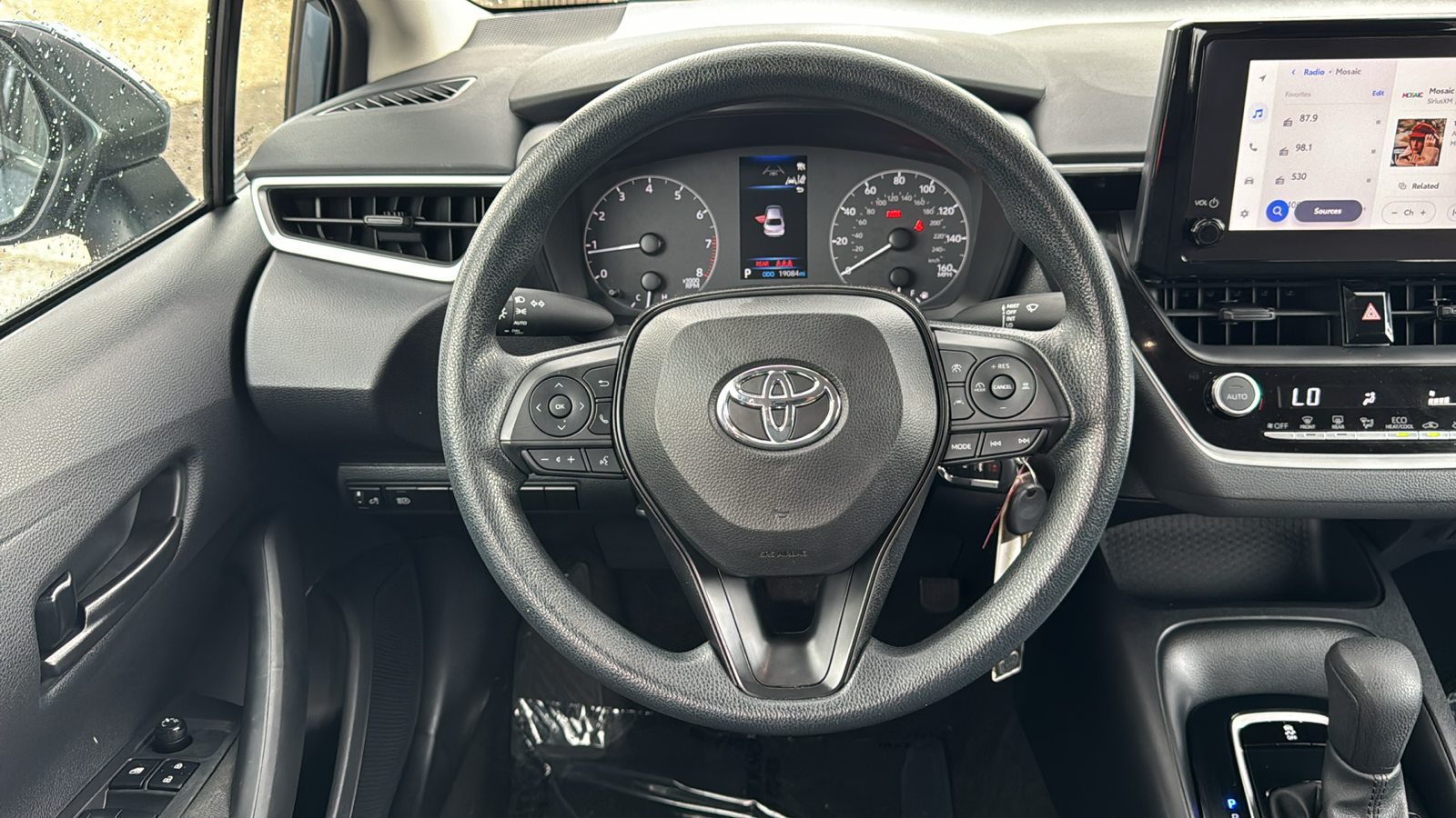 2024 Toyota Corolla LE 27