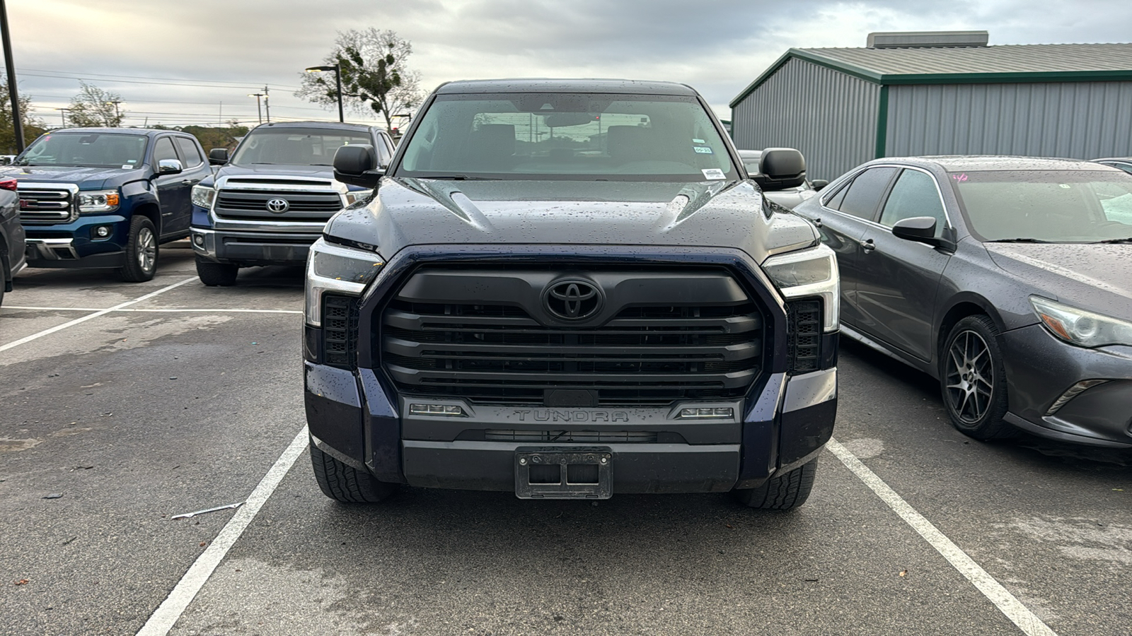 2023 Toyota Tundra SR5 2