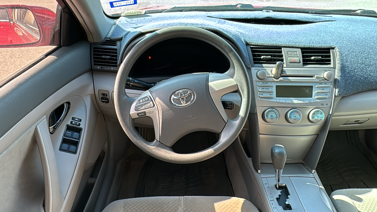 2009 Toyota Camry LE 11