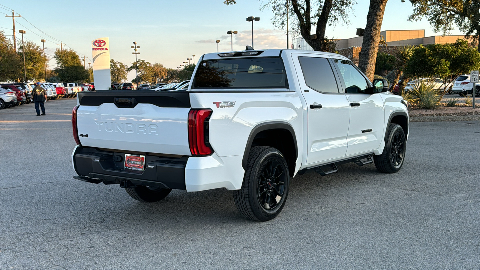 2023 Toyota Tundra SR5 8