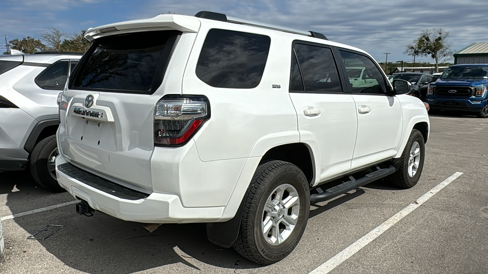 2023 Toyota 4Runner SR5 8