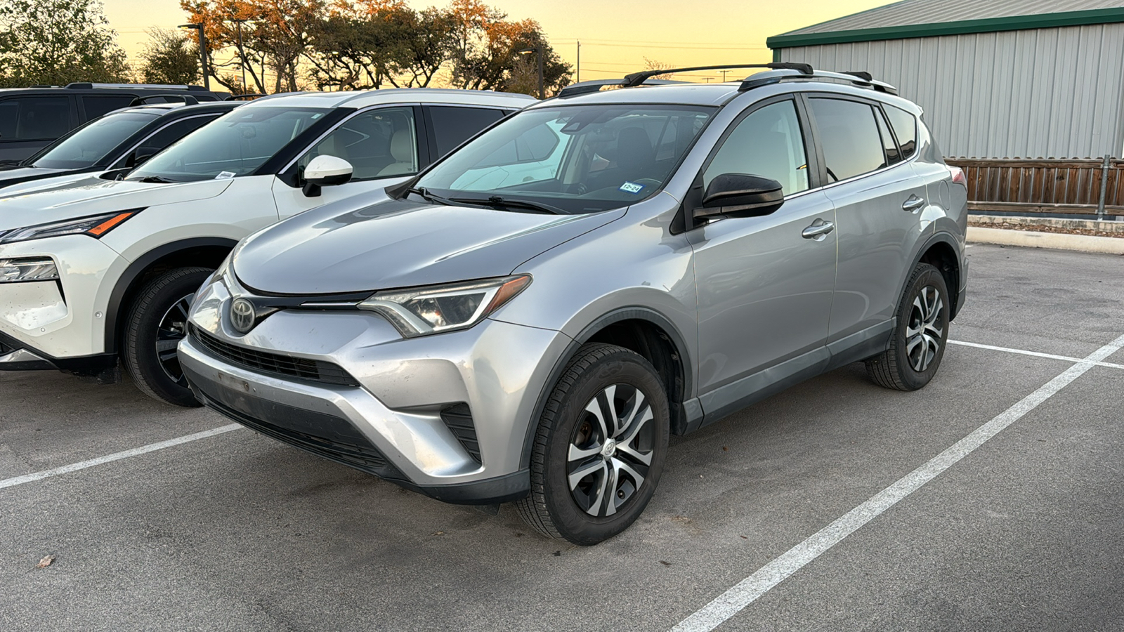 2017 Toyota RAV4 LE 3