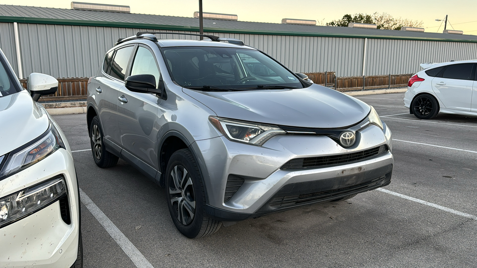 2017 Toyota RAV4 LE 11