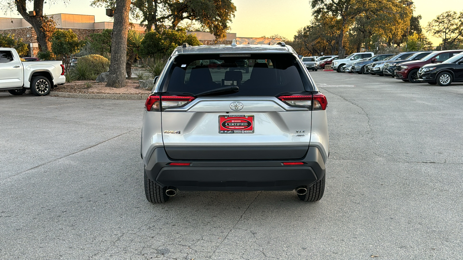 2023 Toyota RAV4 XLE 7