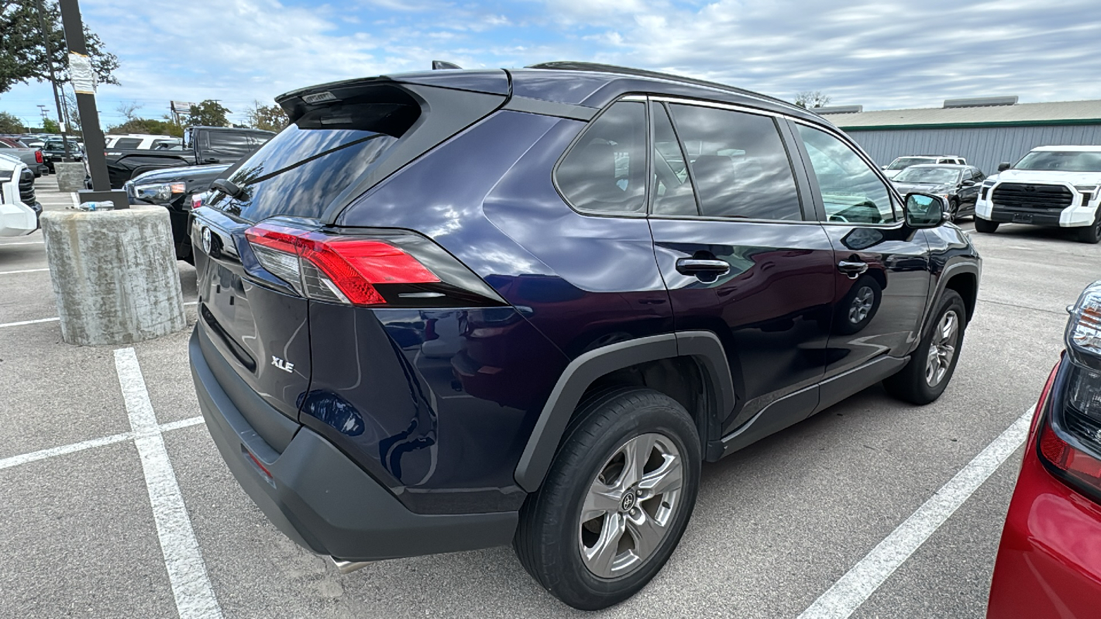 2023 Toyota RAV4 XLE 9