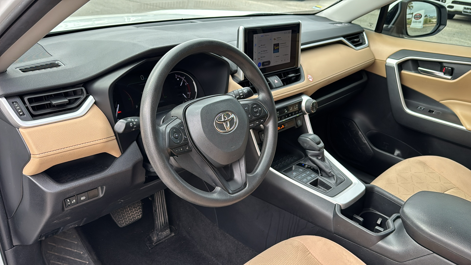 2023 Toyota RAV4 XLE 11