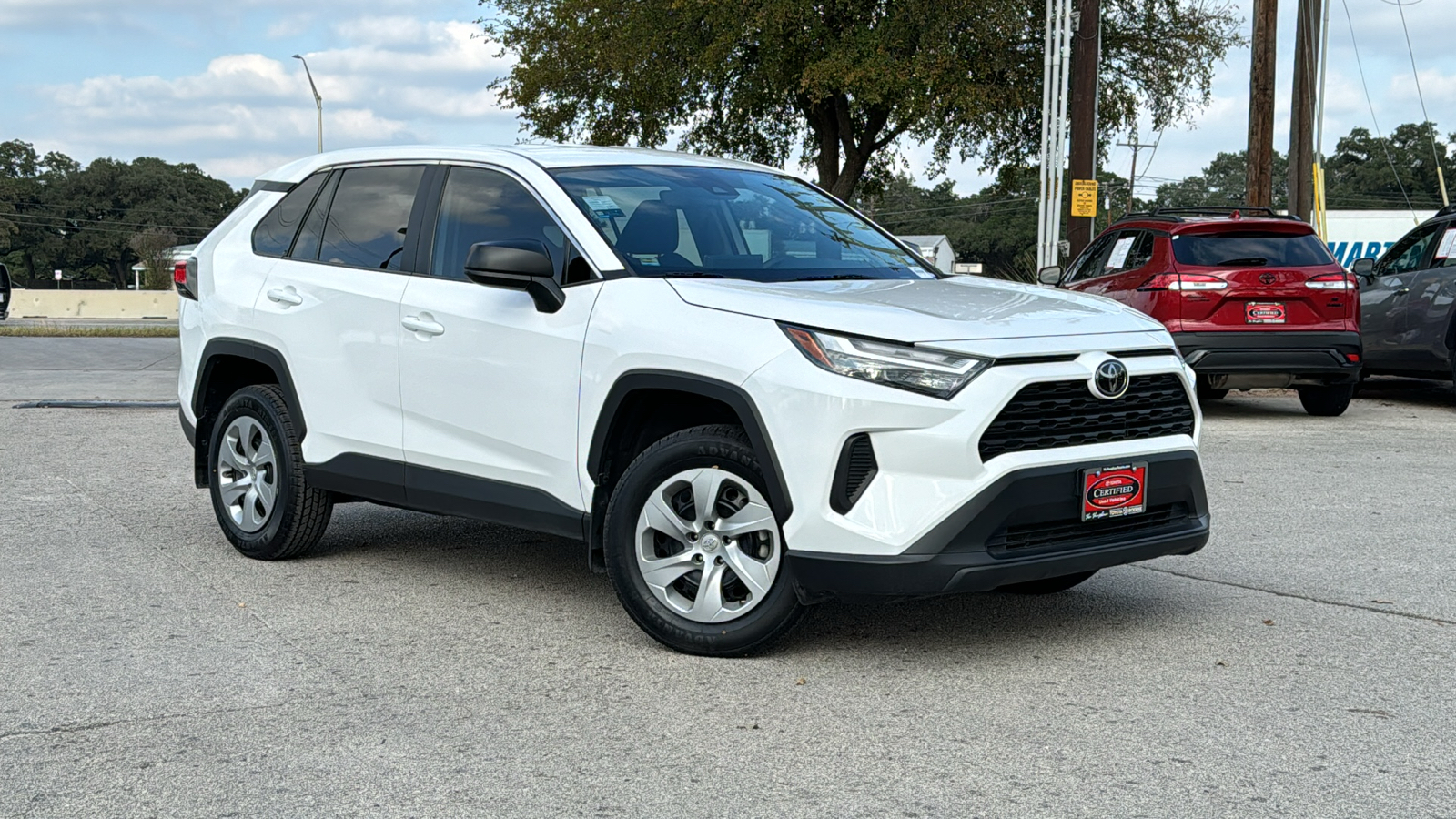 2023 Toyota RAV4 LE 2