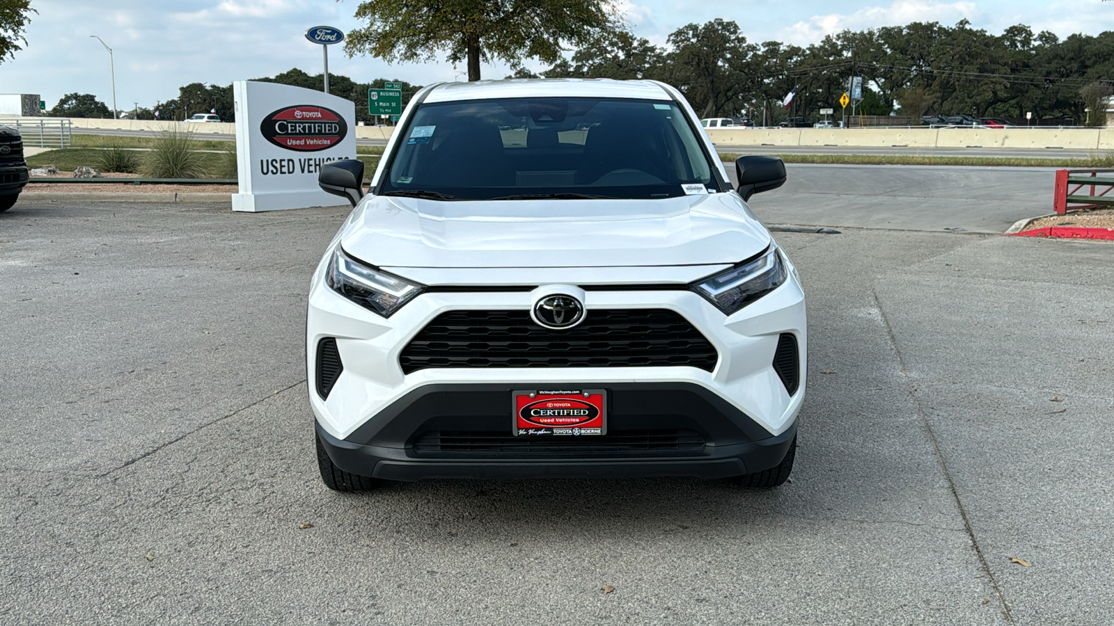 2023 Toyota RAV4 LE 3