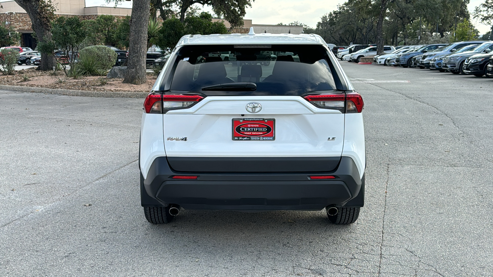 2023 Toyota RAV4 LE 7