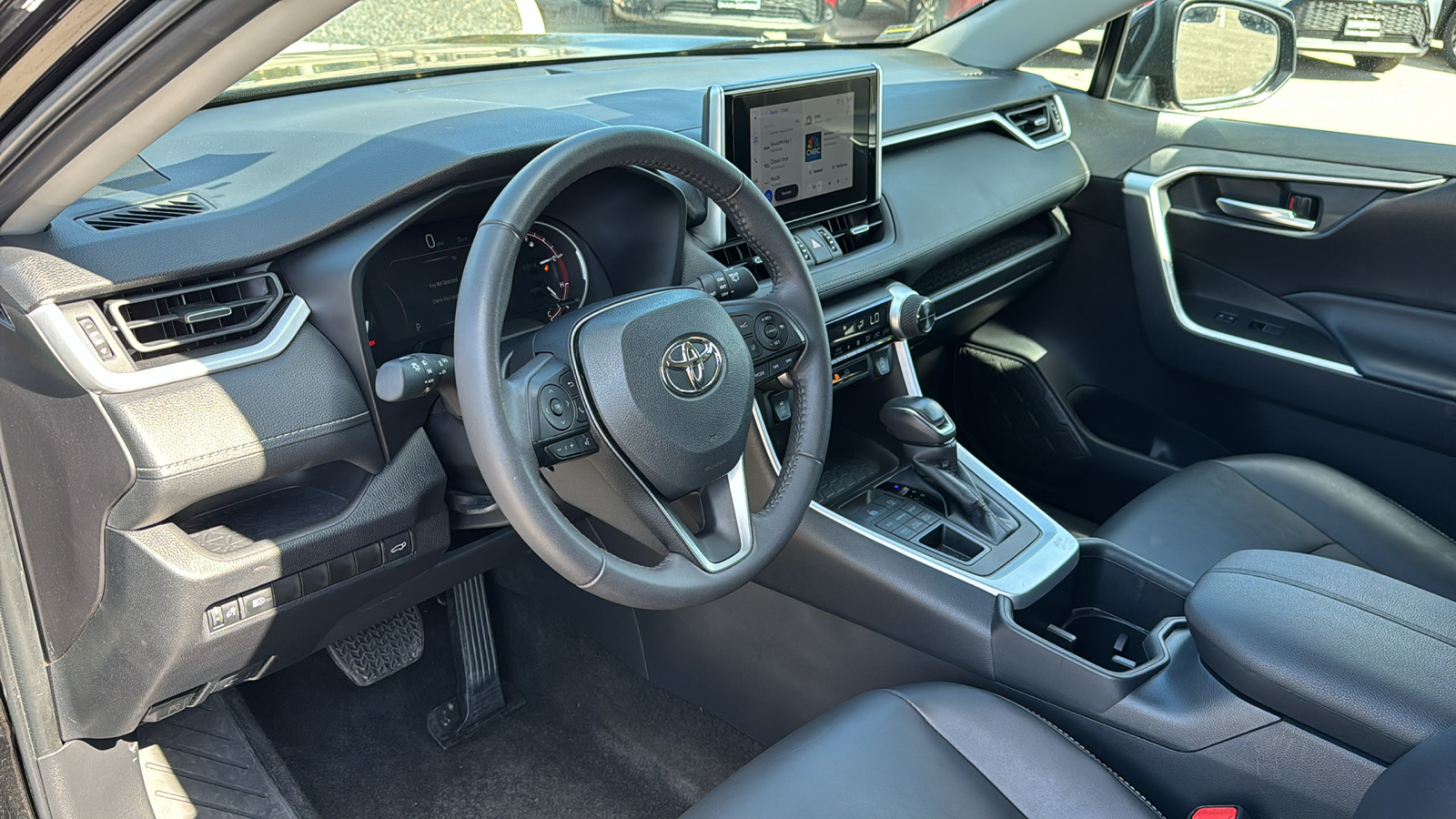 2023 Toyota RAV4 XLE Premium 10