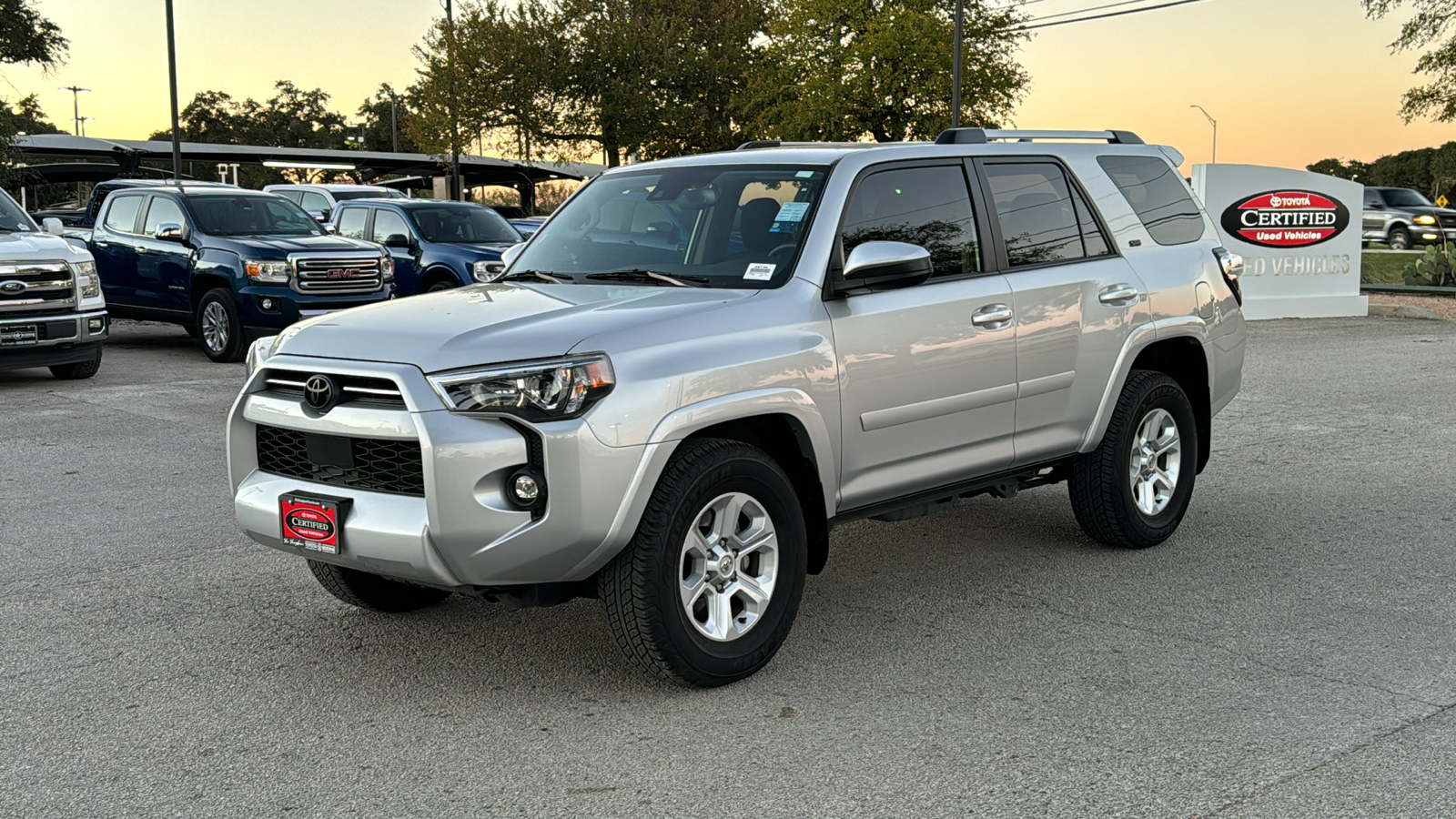 2023 Toyota 4Runner SR5 3