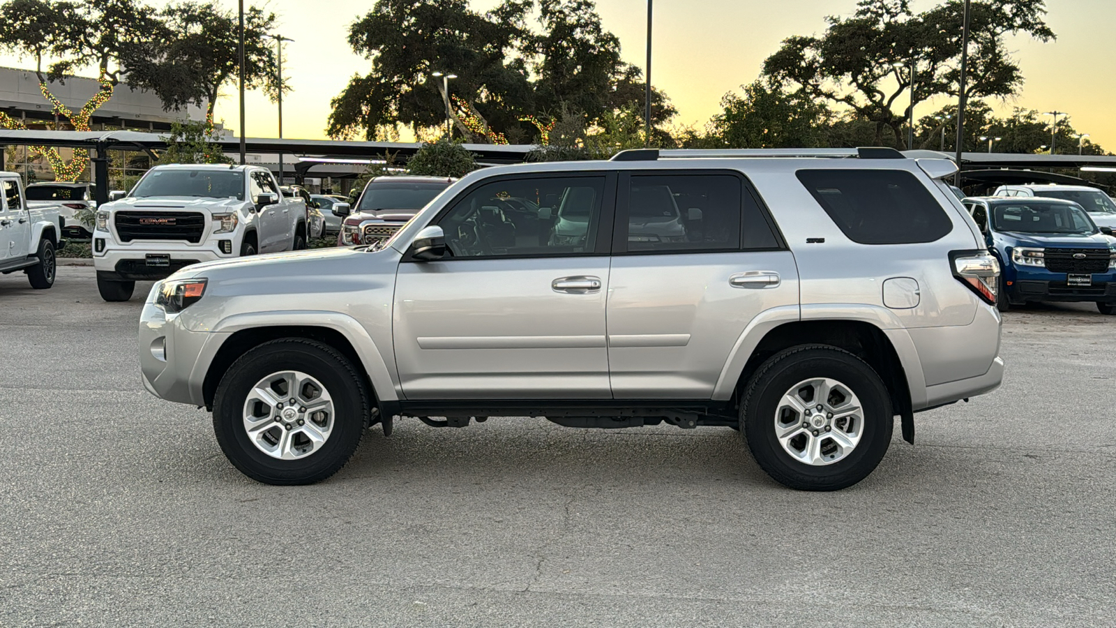 2023 Toyota 4Runner SR5 4