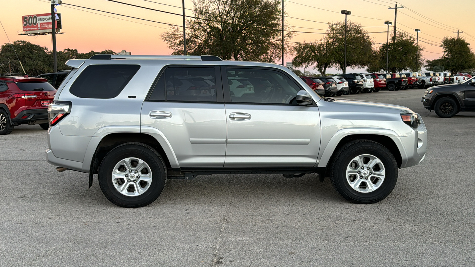 2023 Toyota 4Runner SR5 8