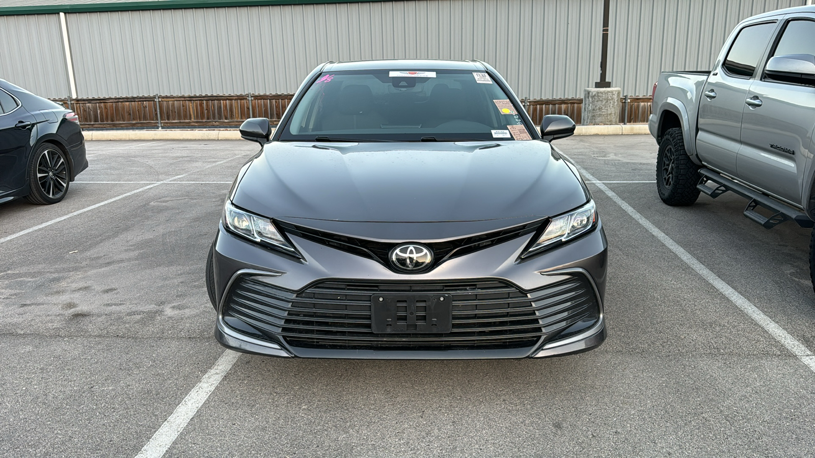 2022 Toyota Camry LE 3