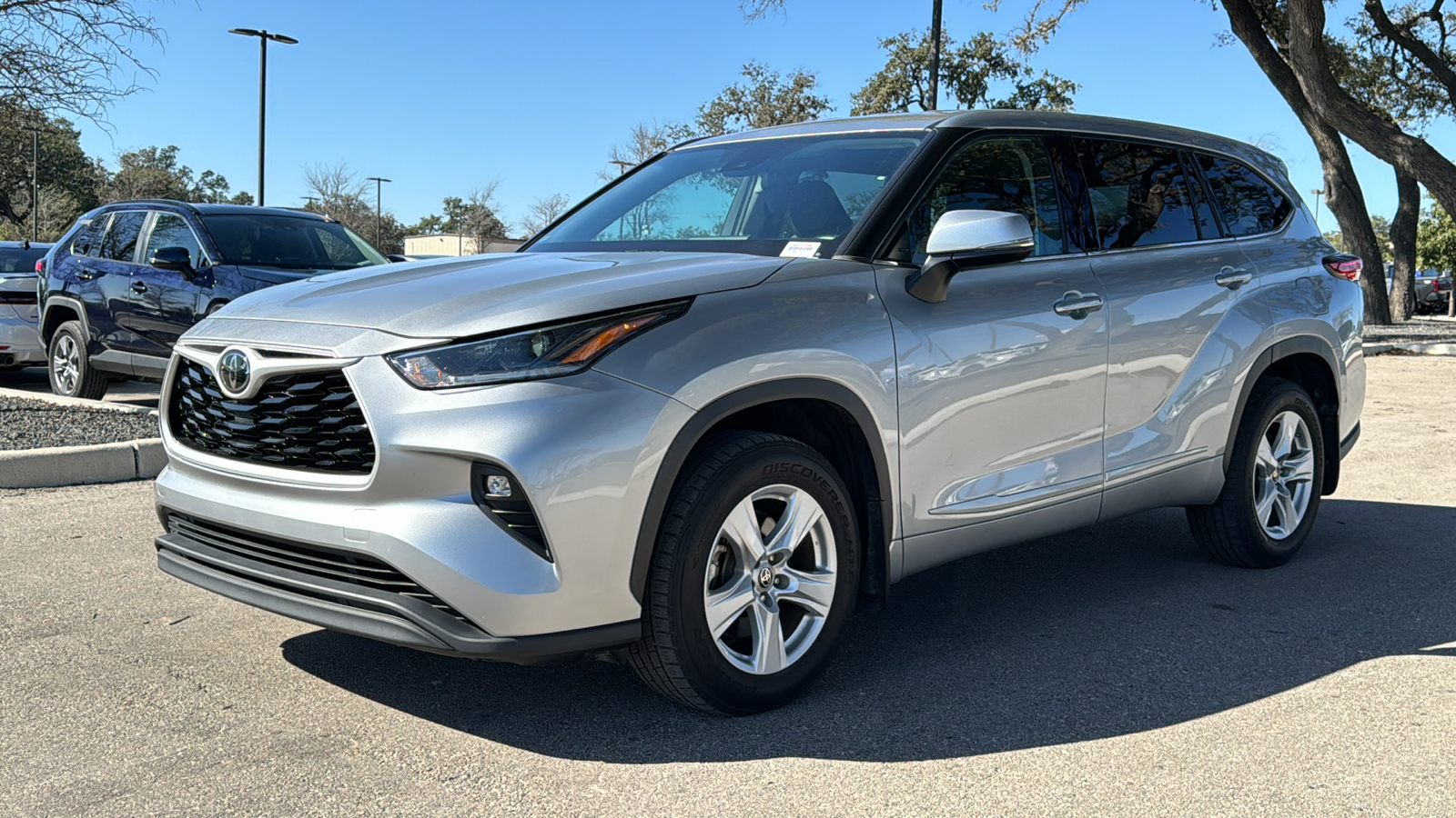 2021 Toyota Highlander LE 3