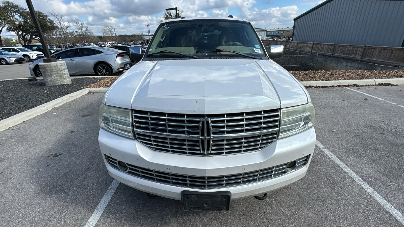 2010 Lincoln Navigator L 2