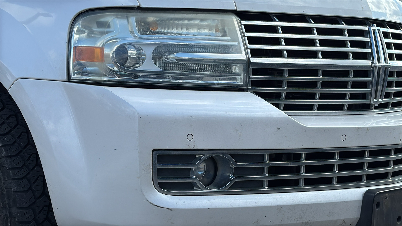 2010 Lincoln Navigator L 10