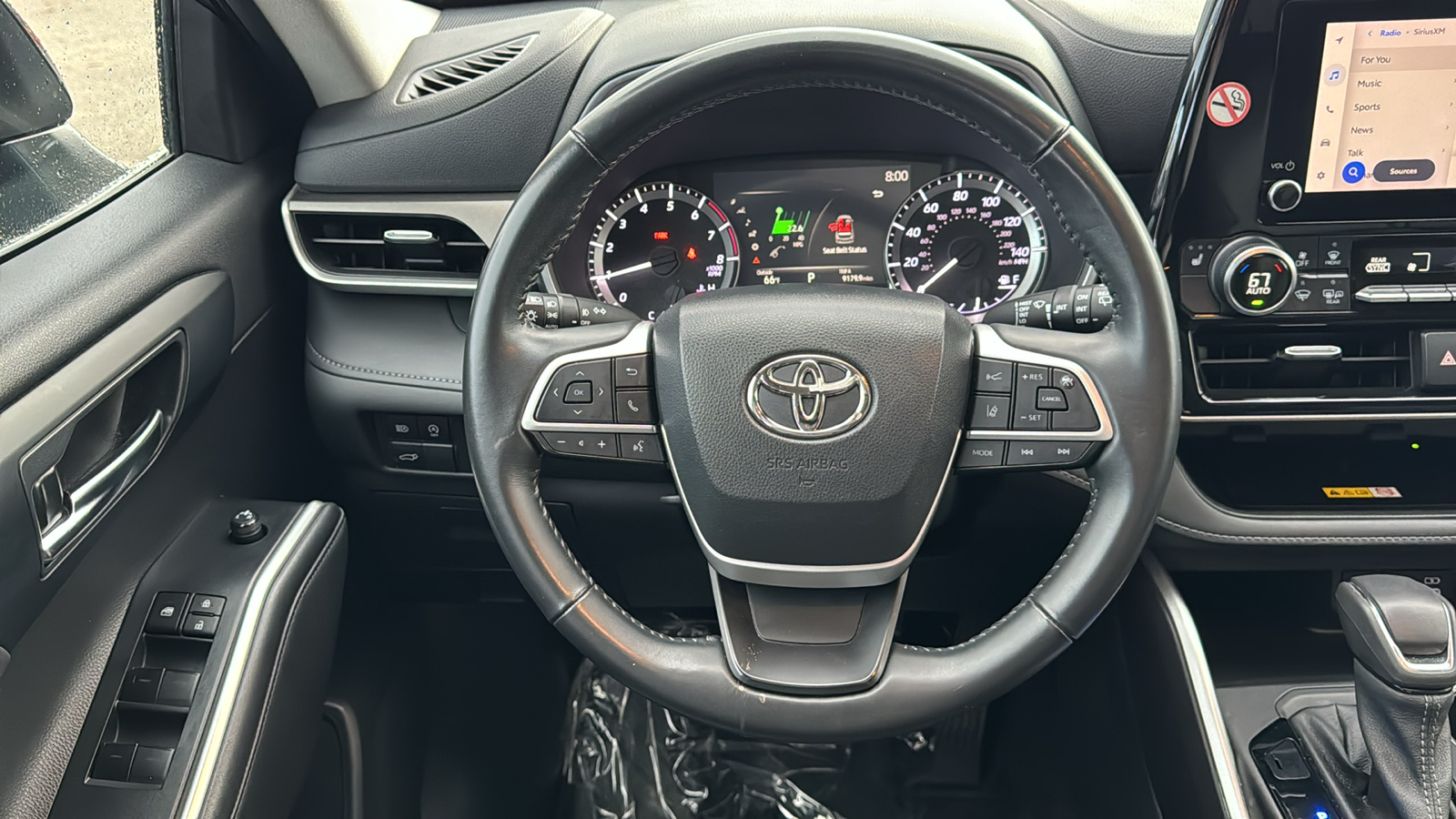 2023 Toyota Highlander XLE 29