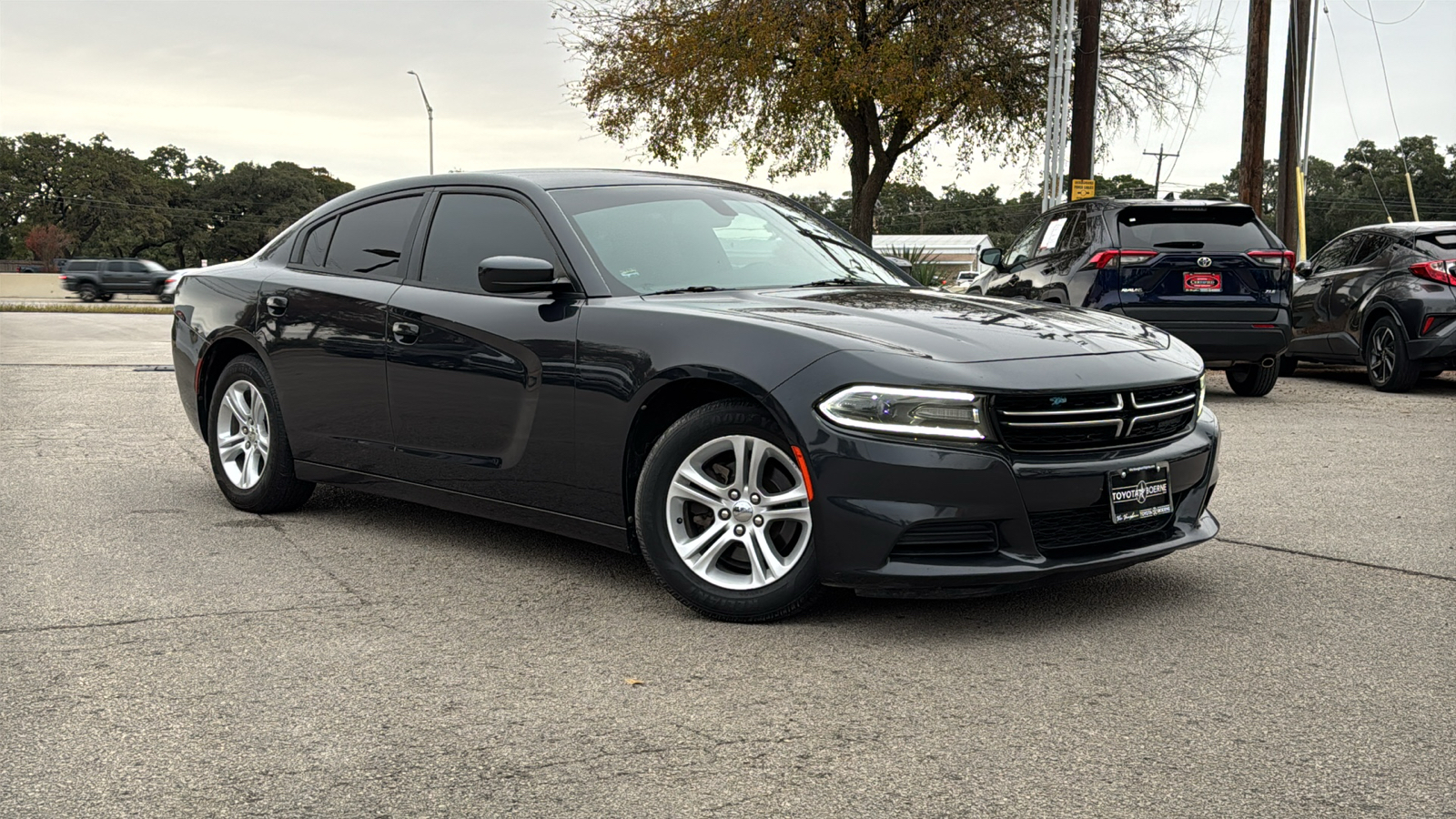 2017 Dodge Charger SE 37