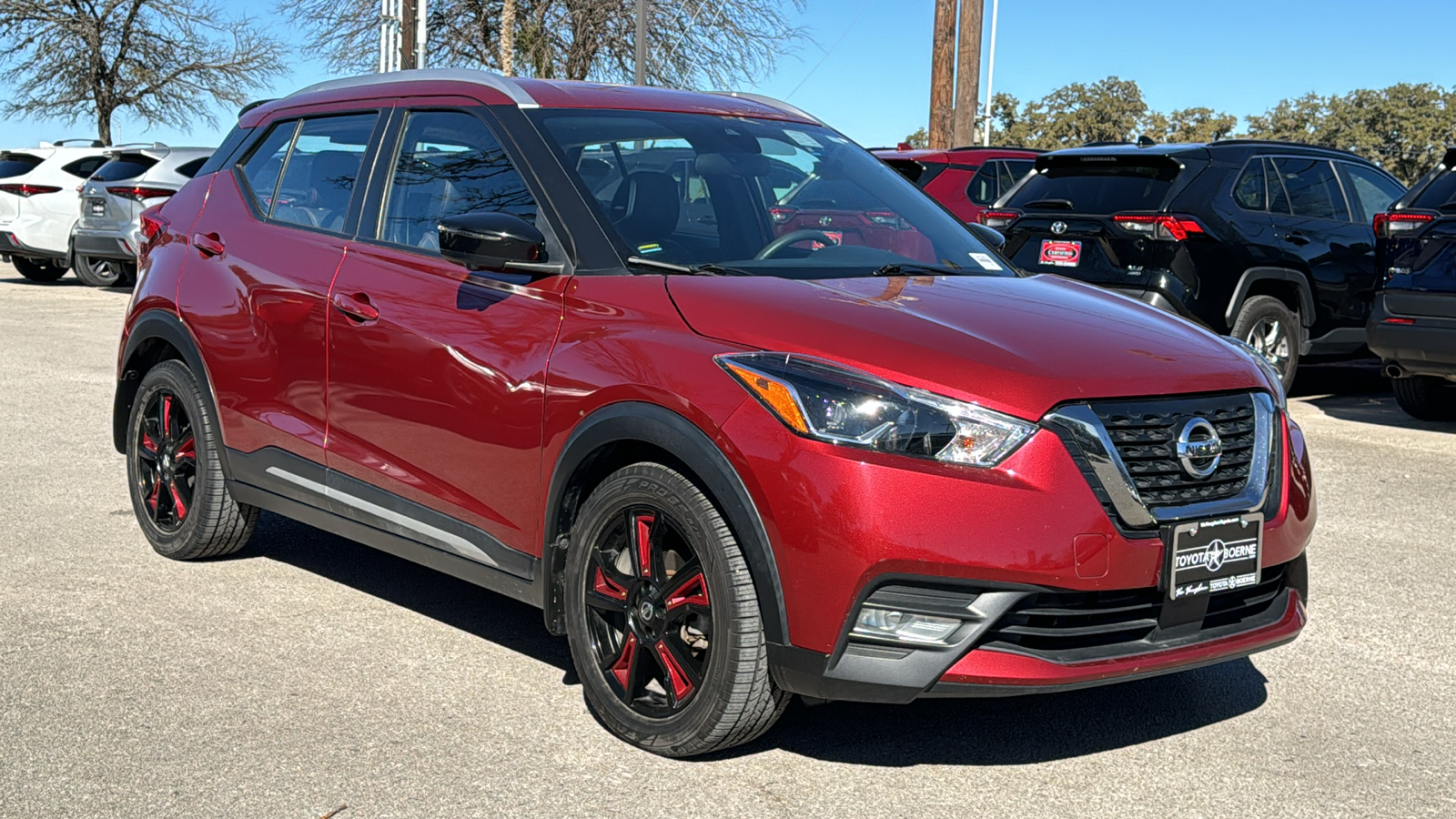 2020 Nissan Kicks SR 35