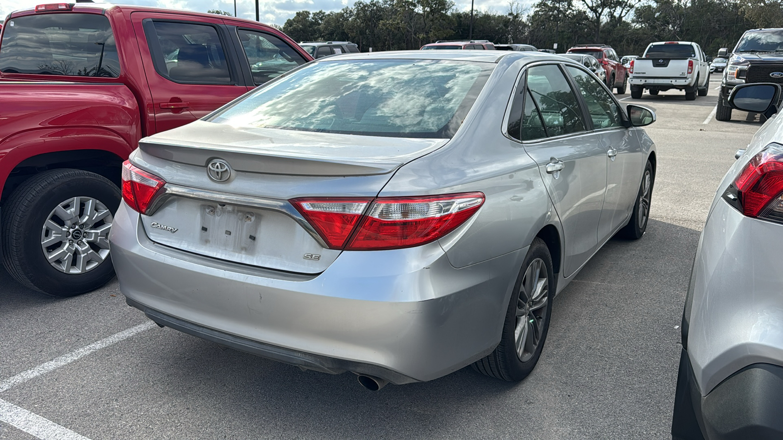 2016 Toyota Camry SE 6