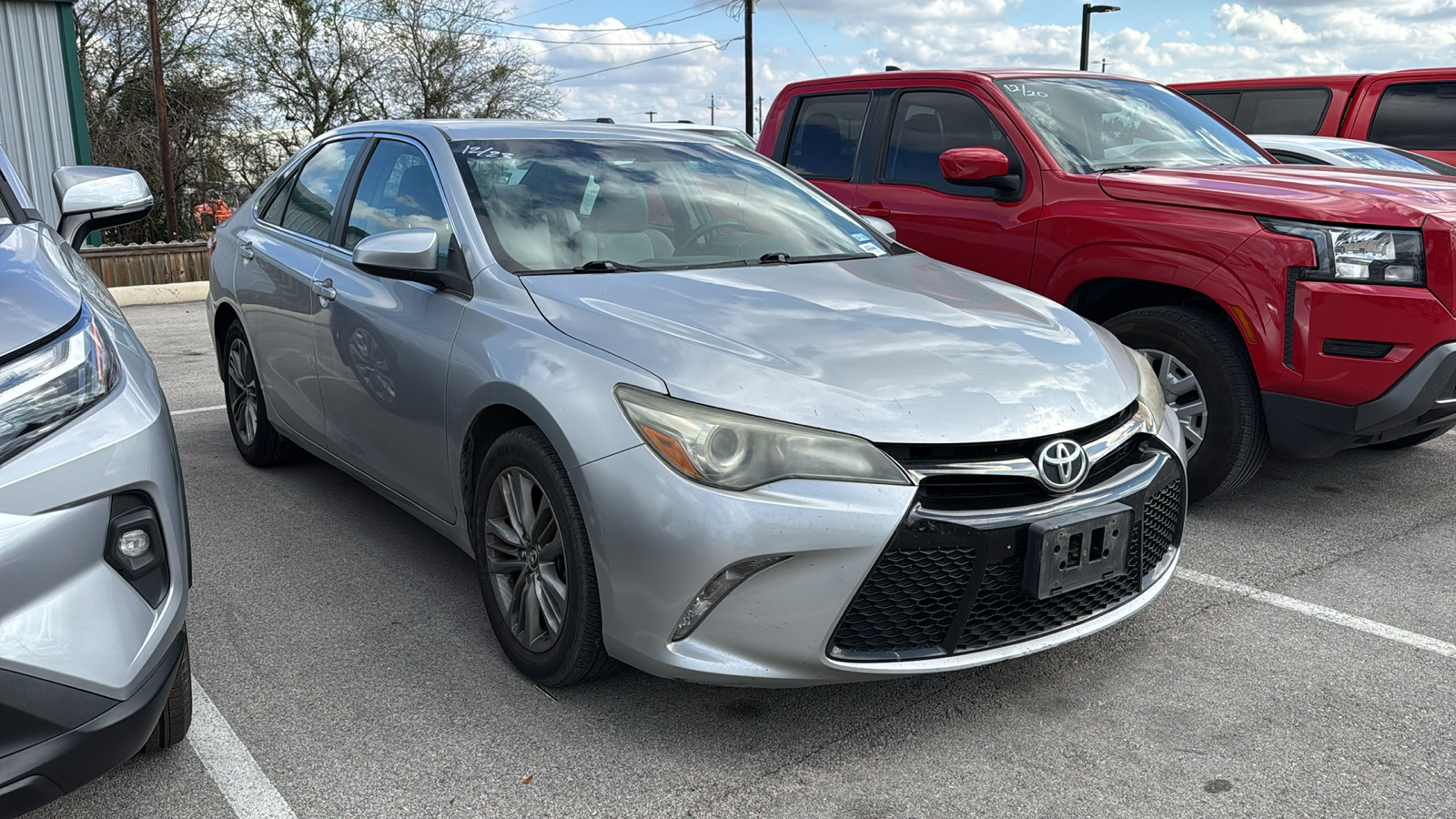 2016 Toyota Camry SE 11