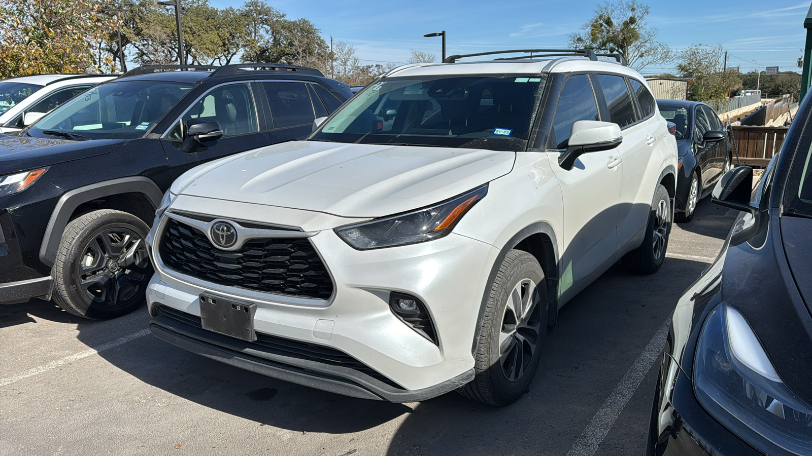 2023 Toyota Highlander XLE 3