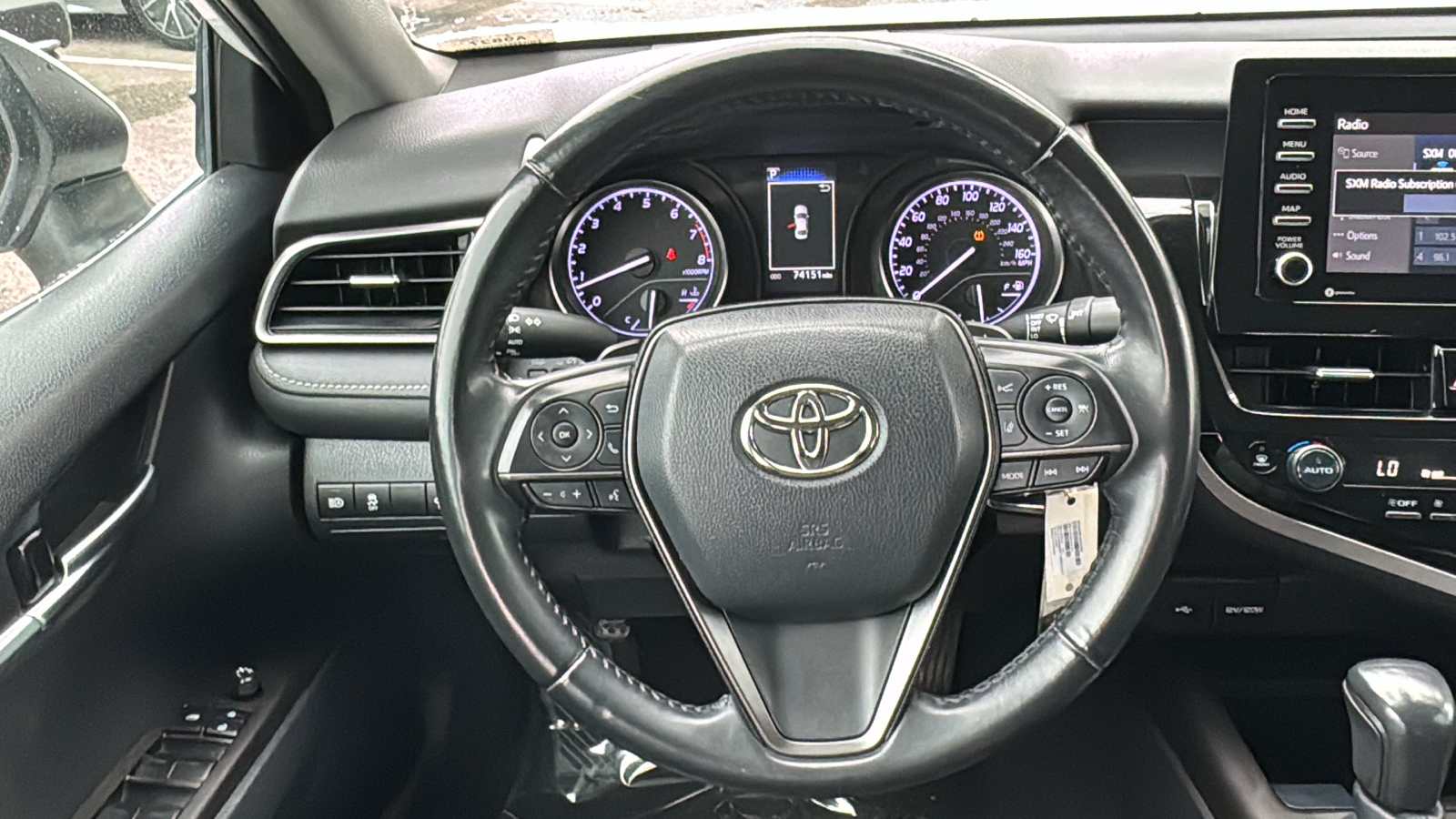 2022 Toyota Camry SE 28