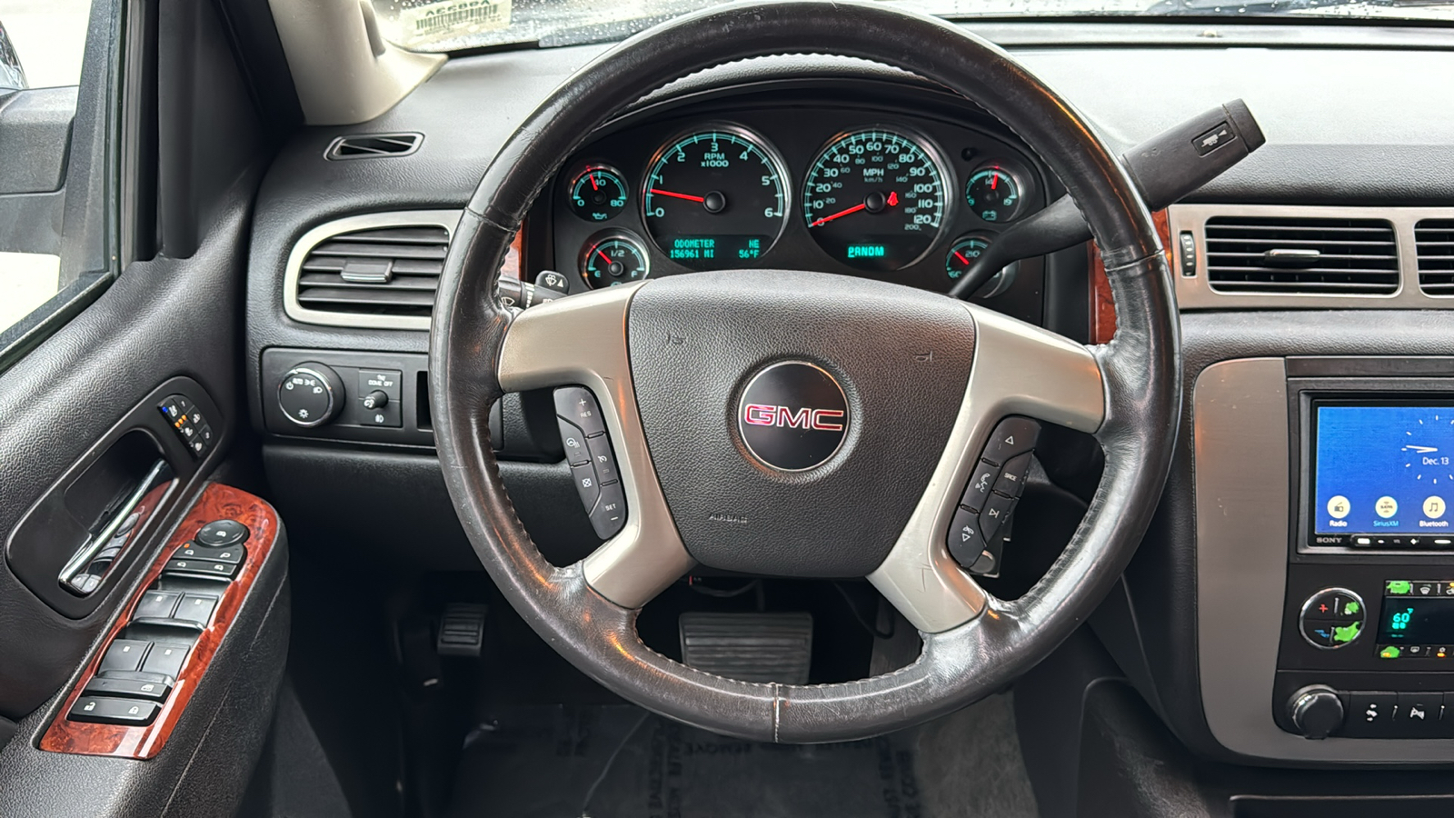 2014 GMC Yukon SLT 30