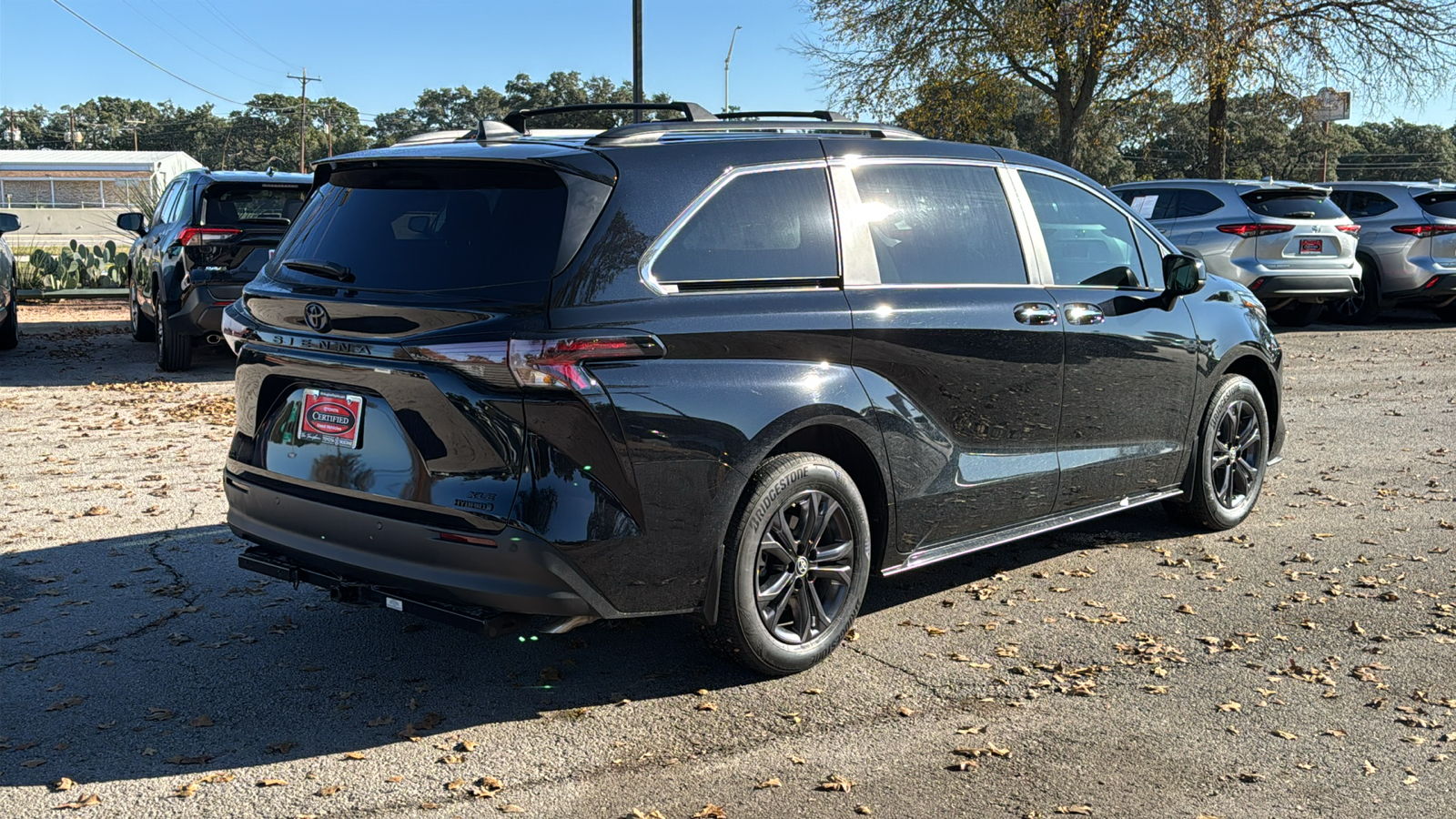 2024 Toyota Sienna Woodland Edition 7