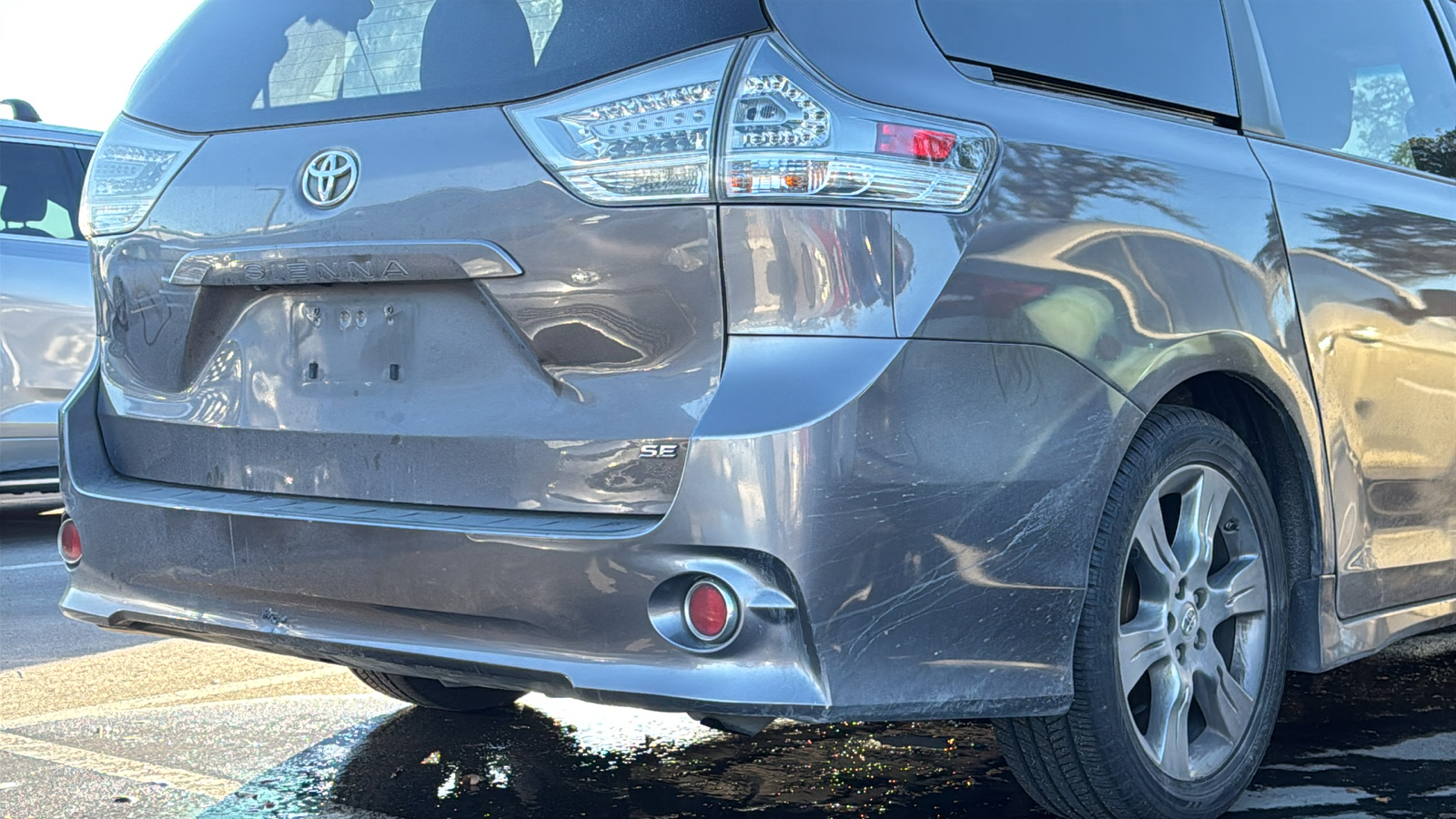 2013 Toyota Sienna SE 8