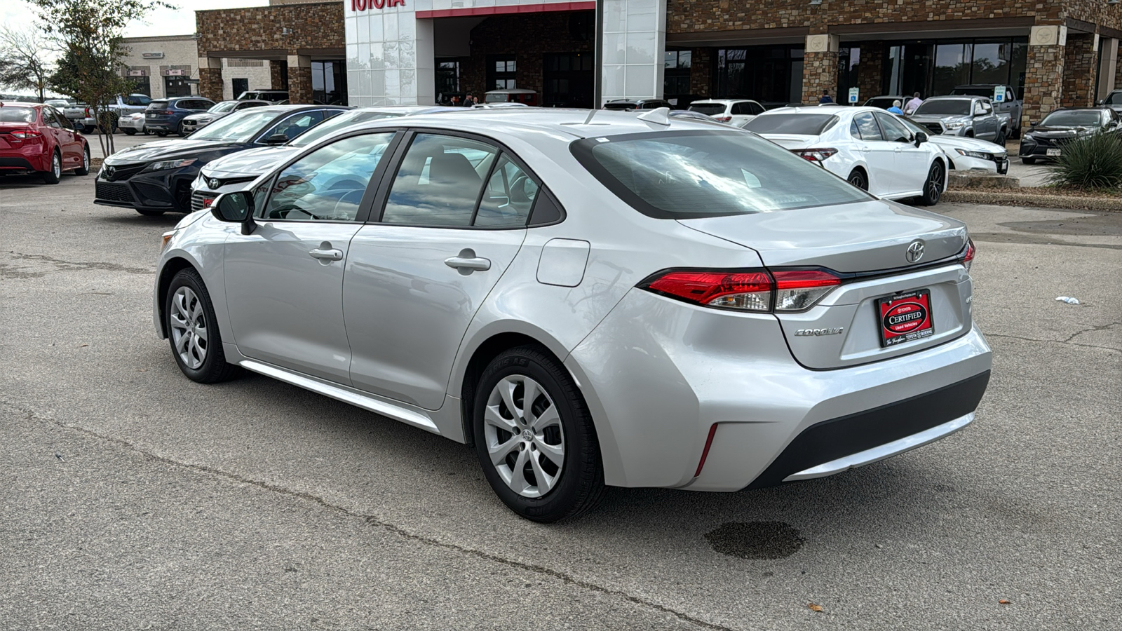 2022 Toyota Corolla LE 5