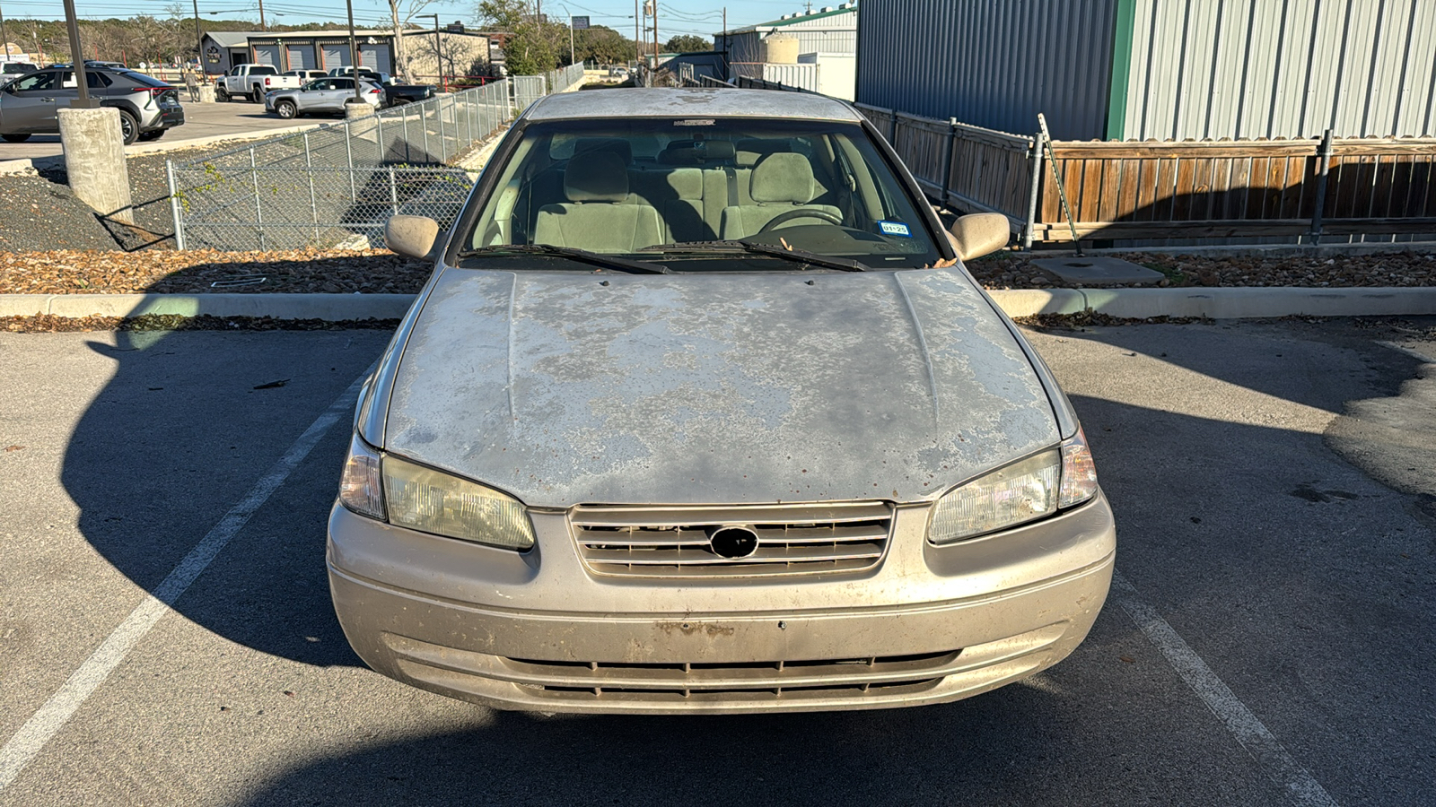 1999 Toyota Camry XLE 2