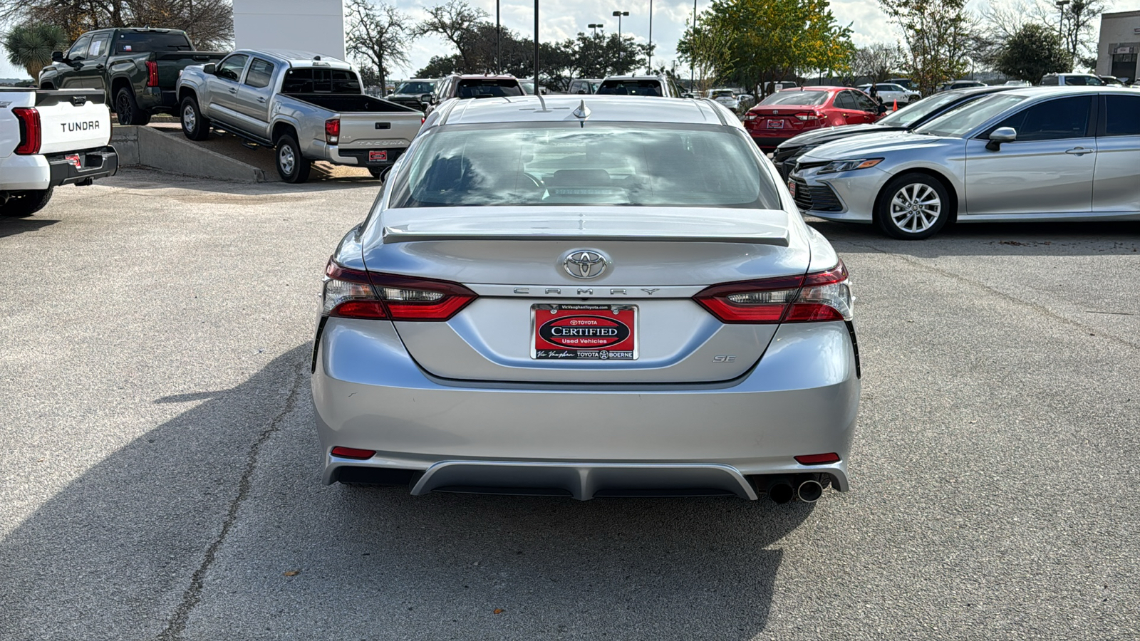 2022 Toyota Camry SE 6