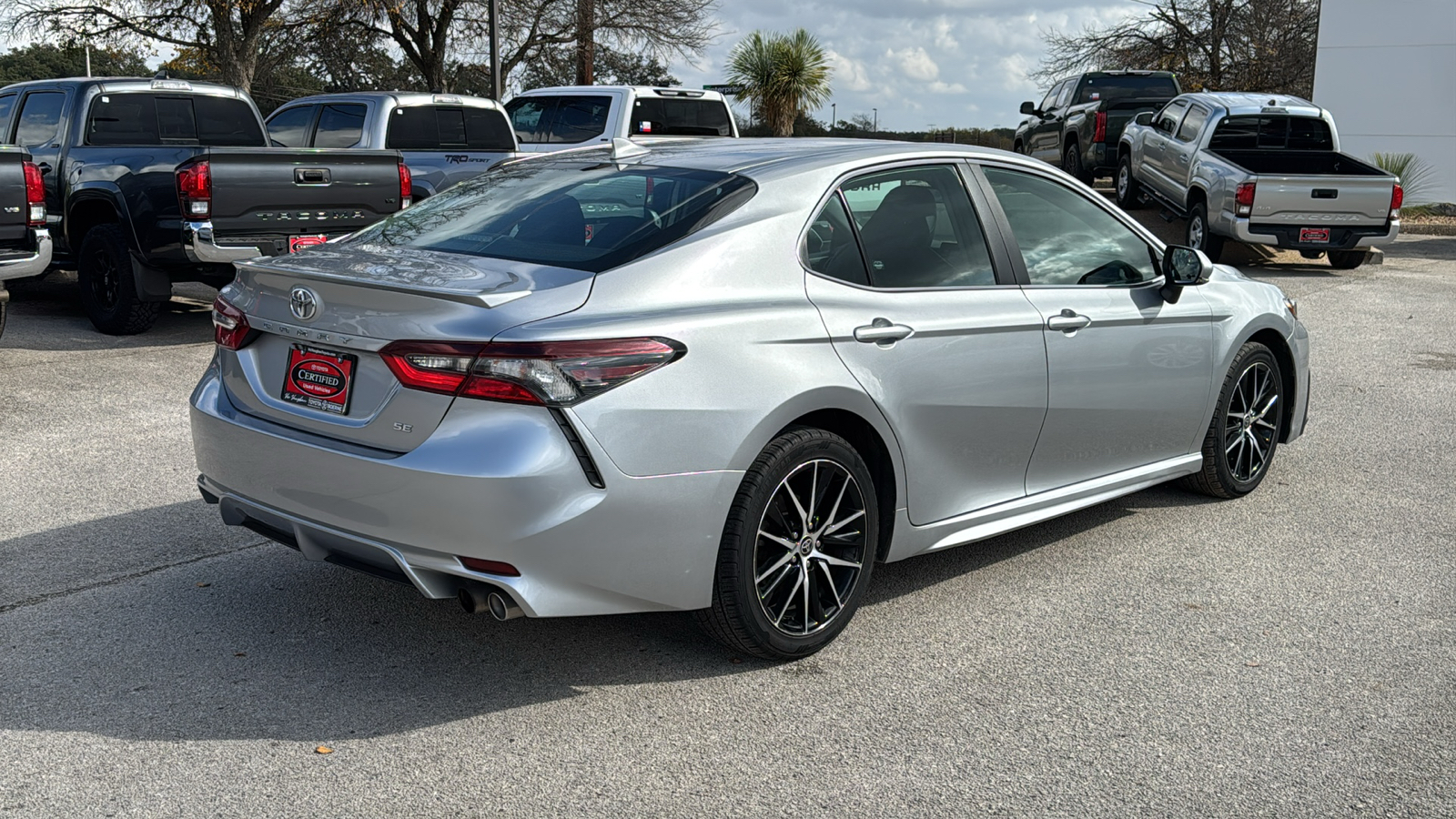 2022 Toyota Camry SE 7