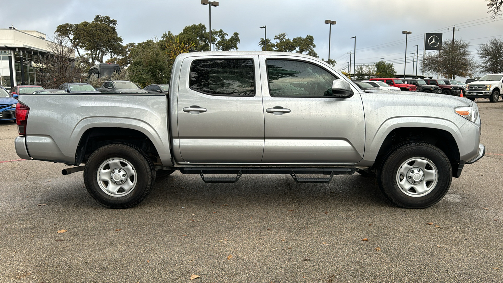 2022 Toyota Tacoma SR 8