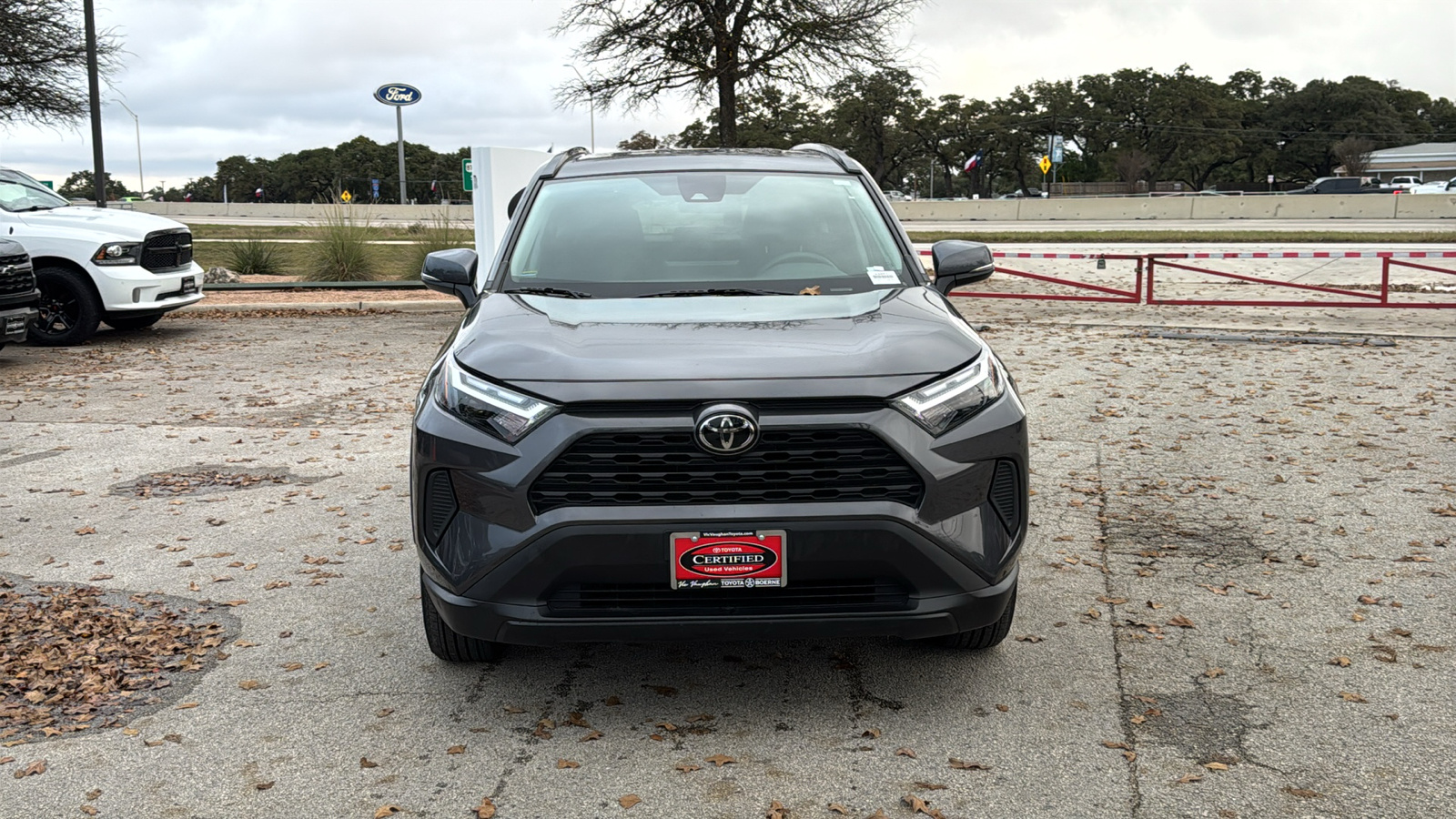 2024 Toyota RAV4 XLE 2