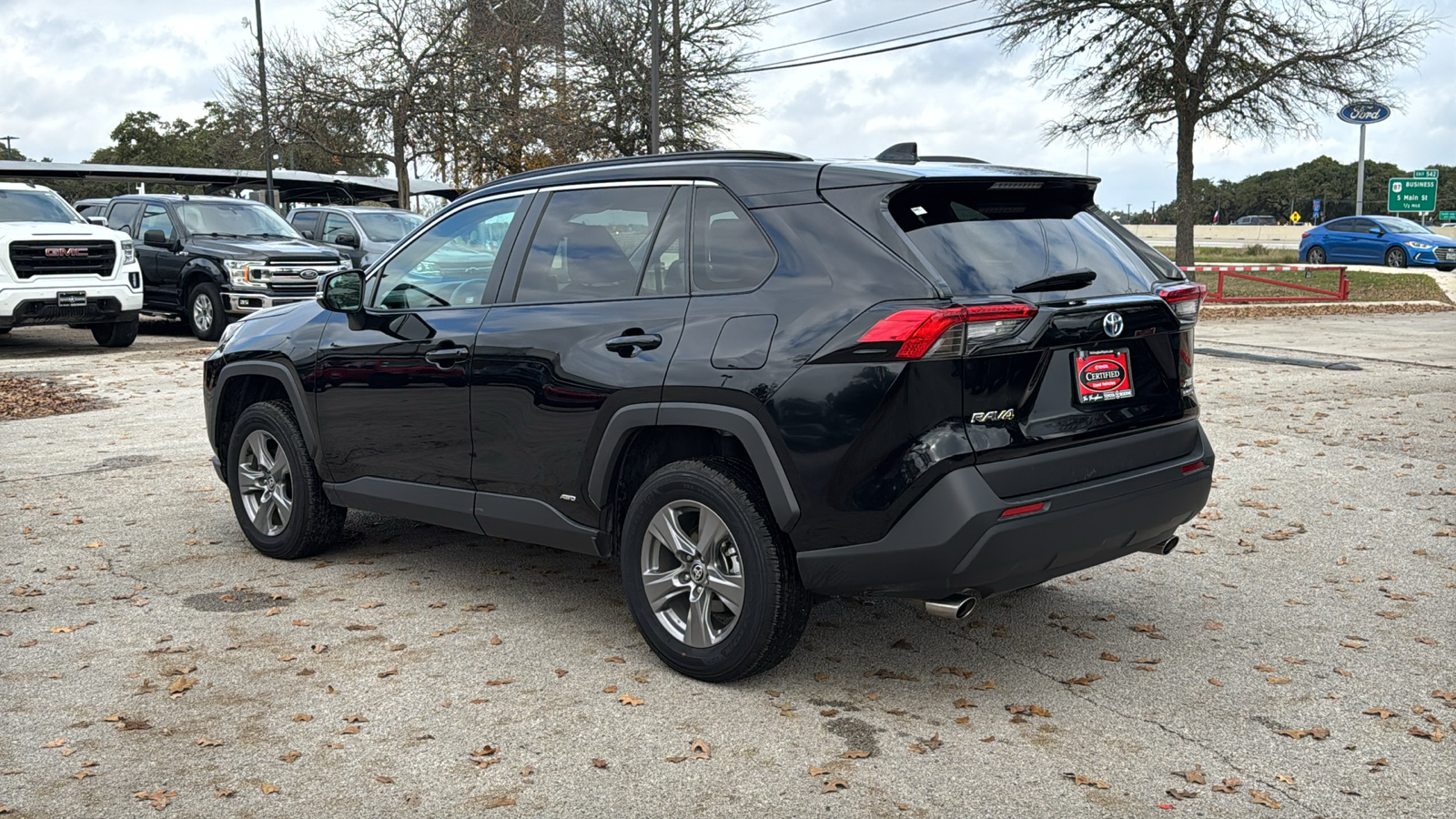 2024 Toyota RAV4 Hybrid XLE 5