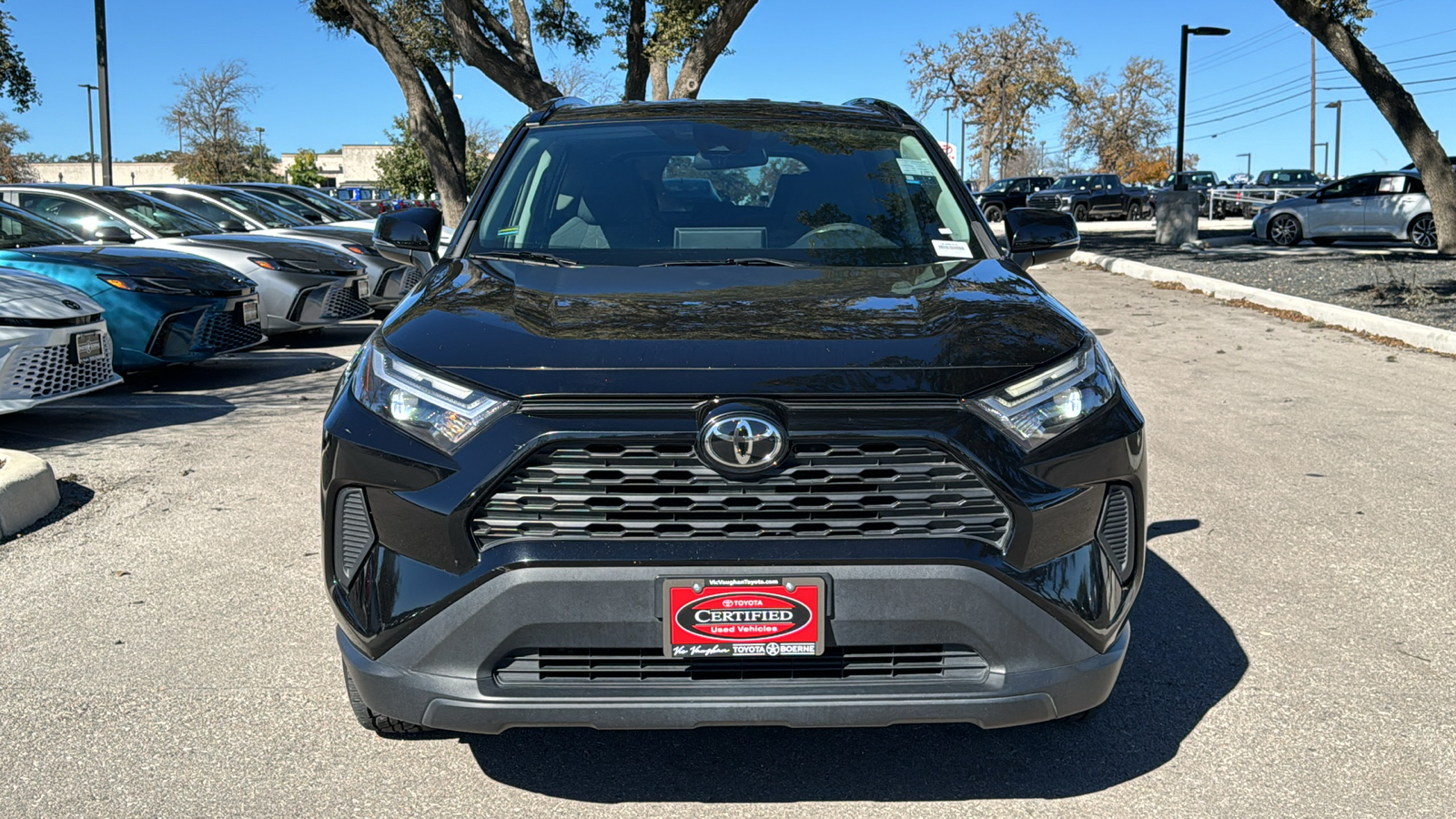 2022 Toyota RAV4 XLE 2