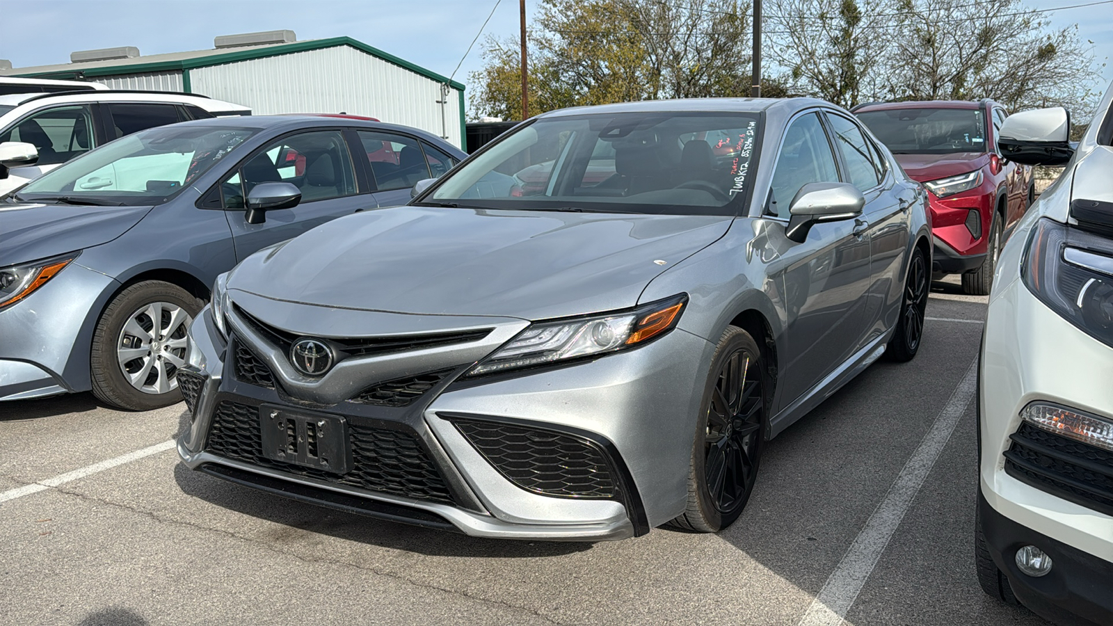 2023 Toyota Camry XSE 3