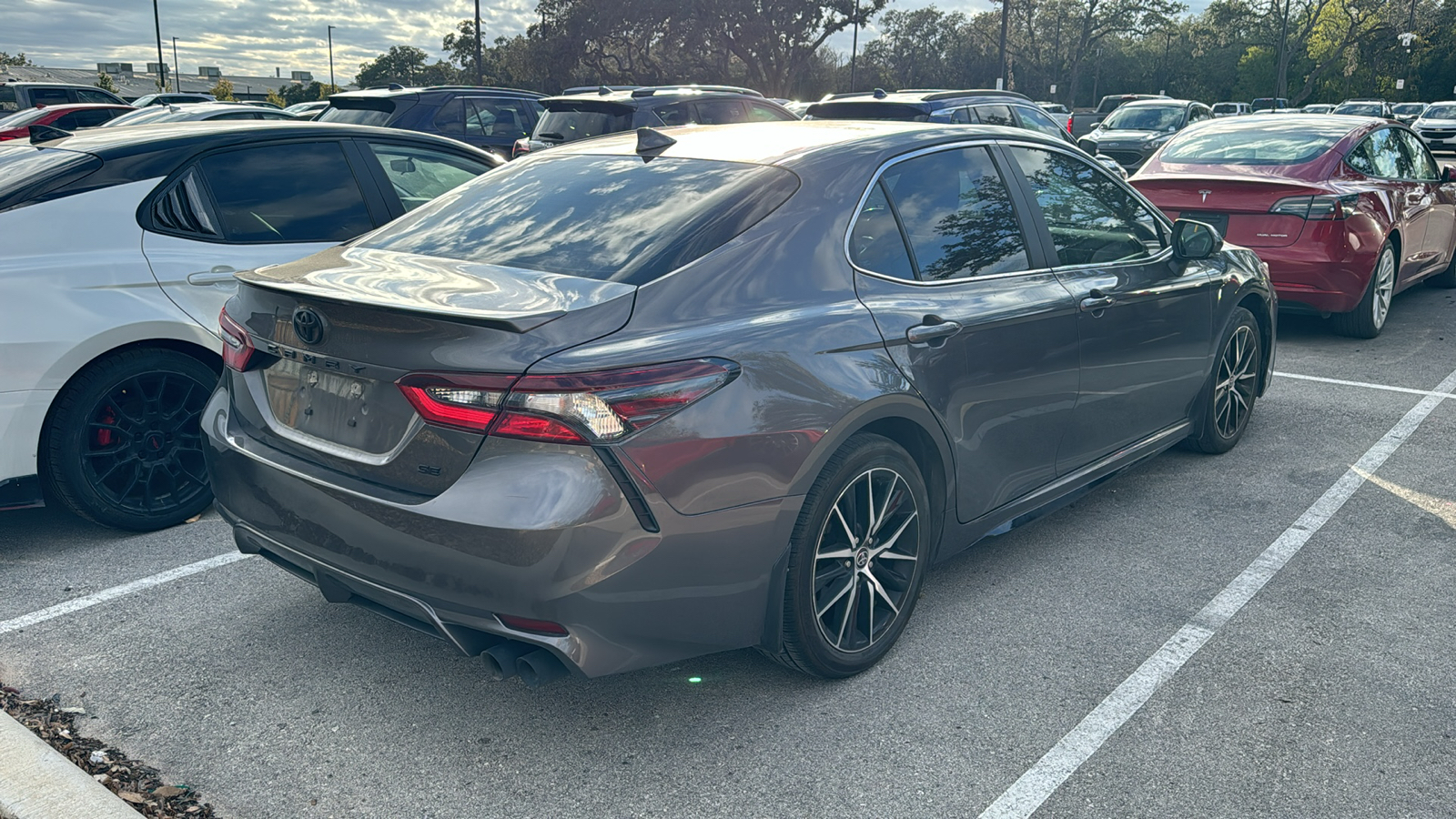 2023 Toyota Camry SE 6