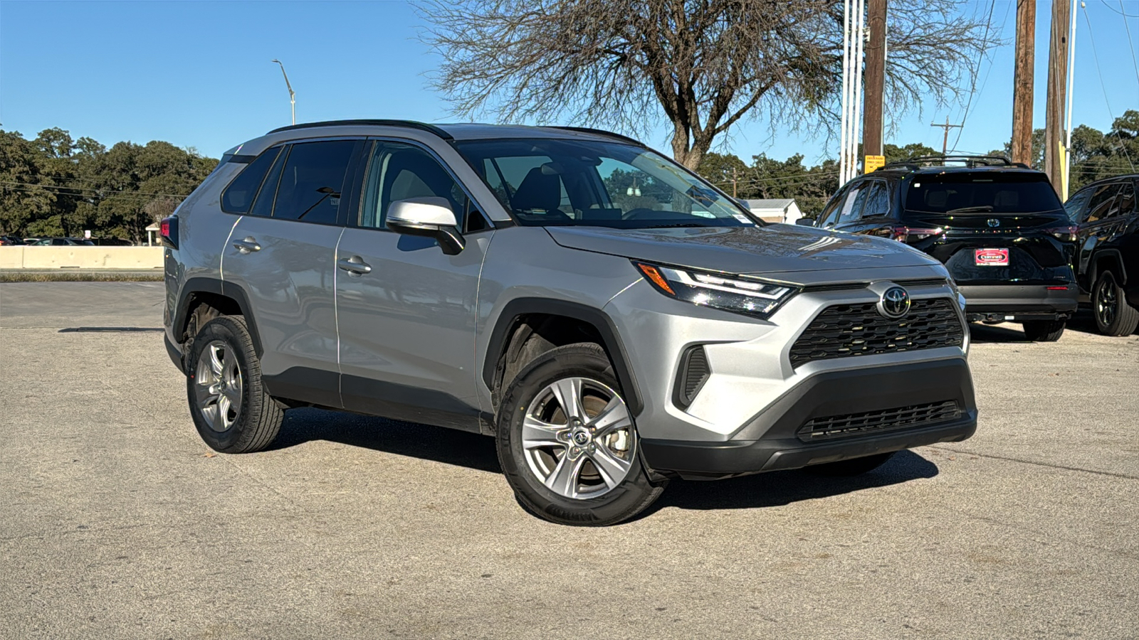 2024 Toyota RAV4 XLE 39