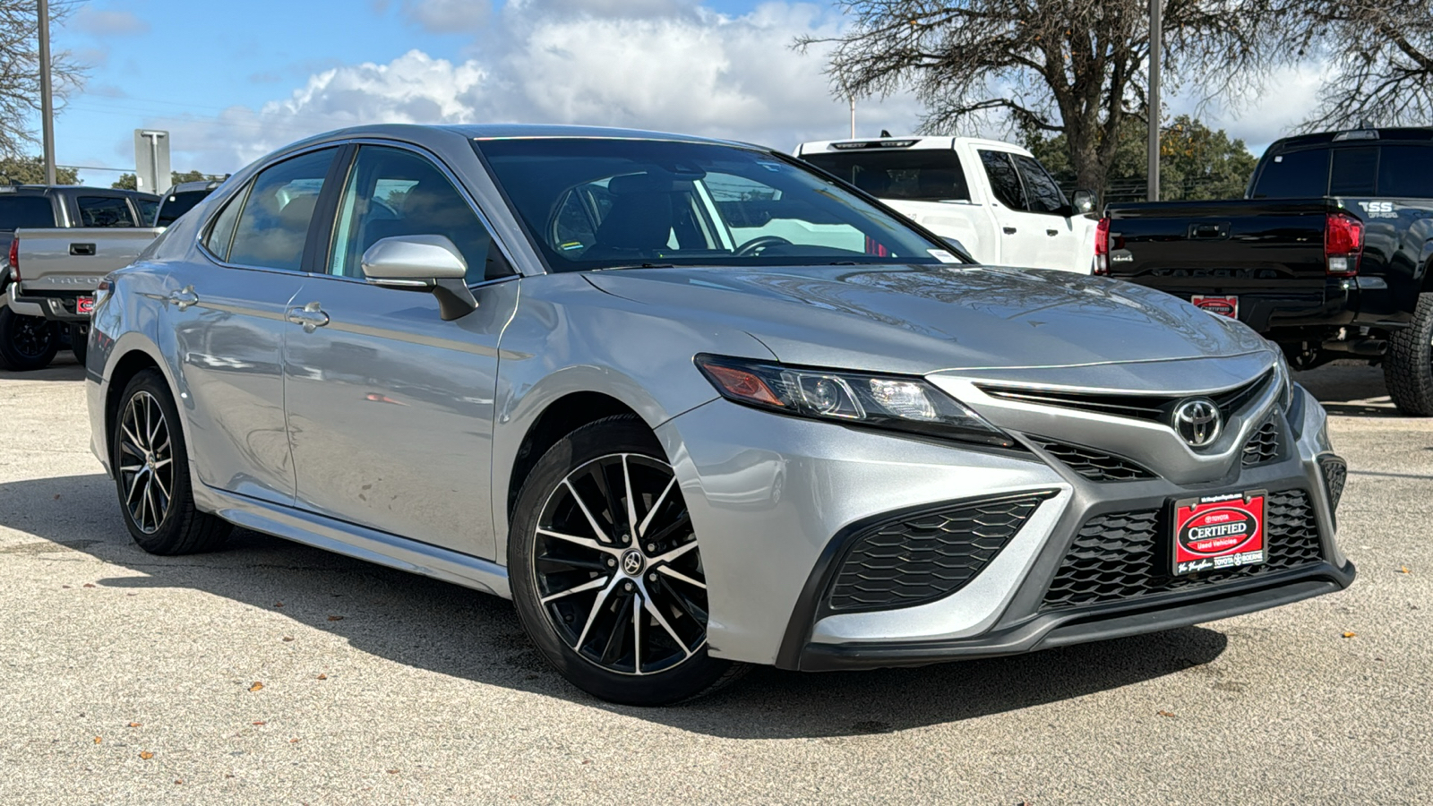 2022 Toyota Camry SE 36