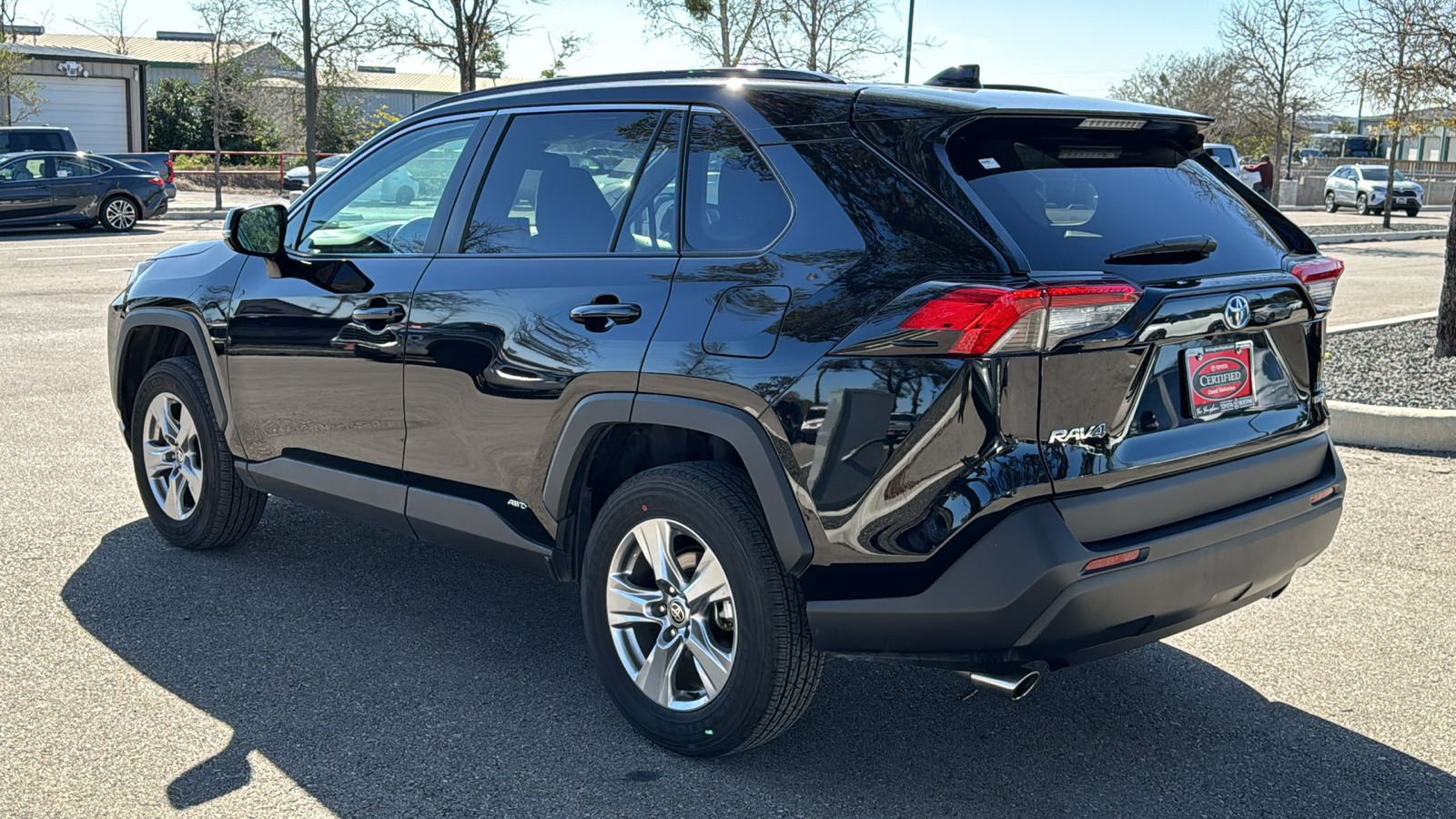 2024 Toyota RAV4 Hybrid XLE 5