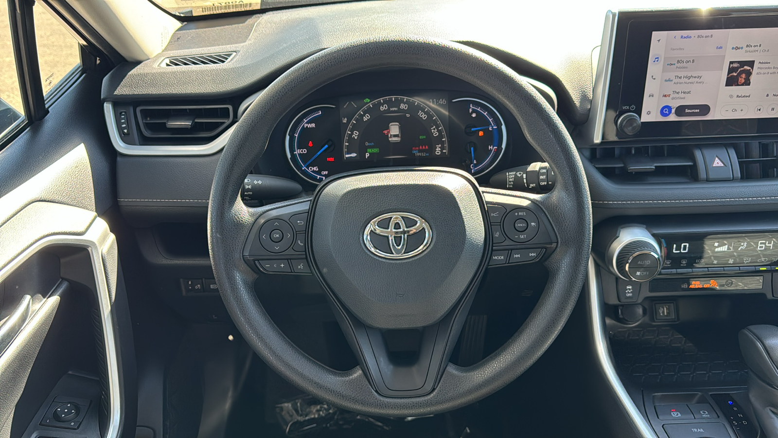 2024 Toyota RAV4 Hybrid XLE 27