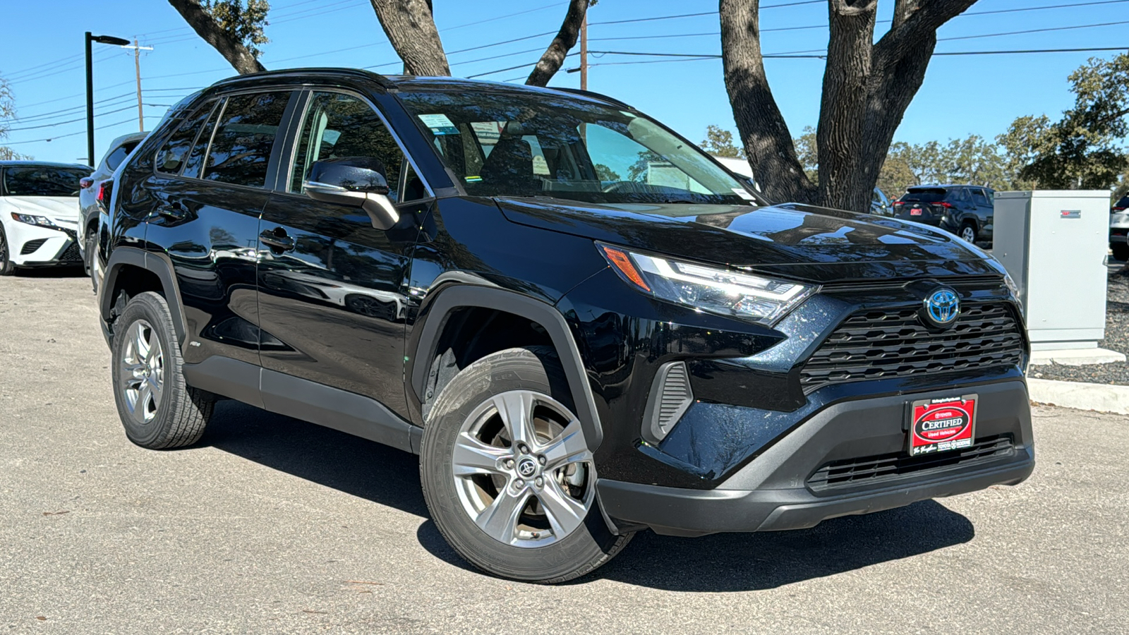 2024 Toyota RAV4 Hybrid XLE 36