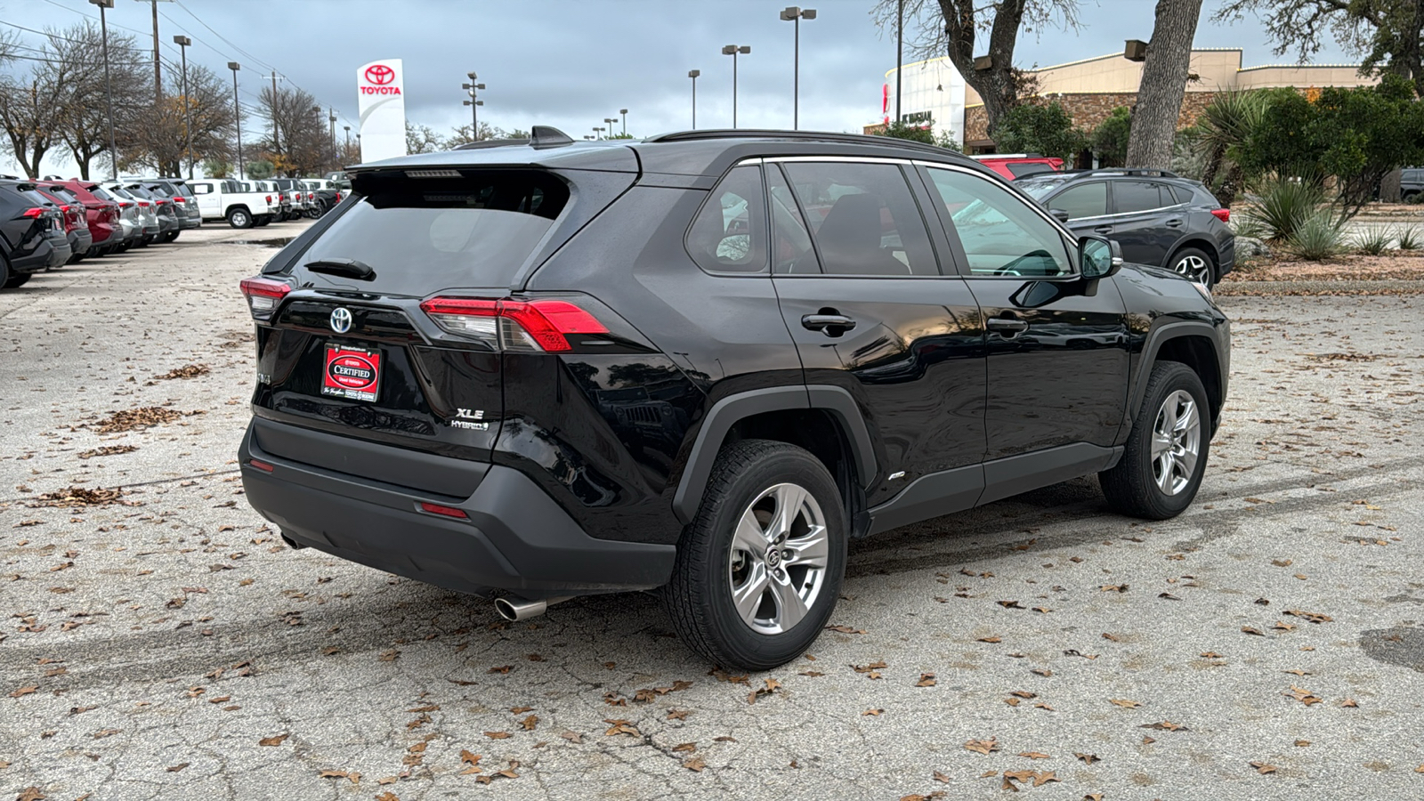 2024 Toyota RAV4 Hybrid XLE 7