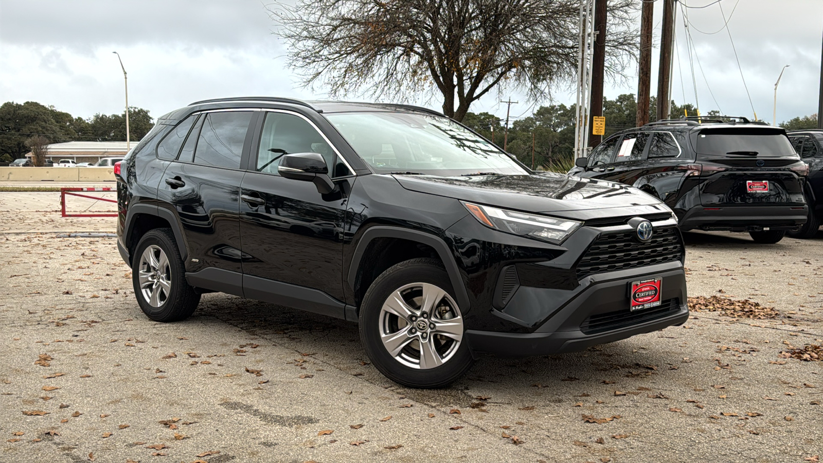 2024 Toyota RAV4 Hybrid XLE 38