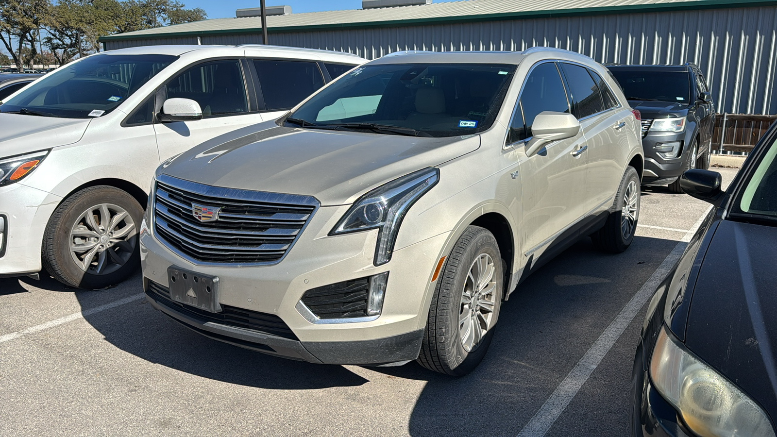 2017 Cadillac XT5 Luxury 3