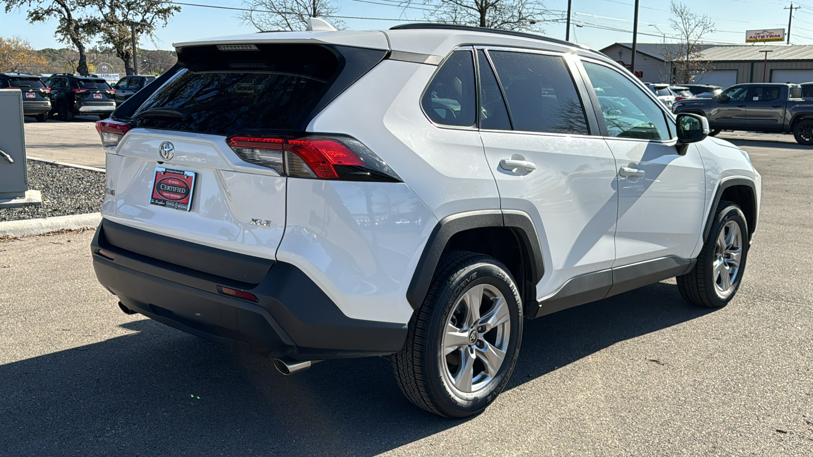 2022 Toyota RAV4 XLE 7